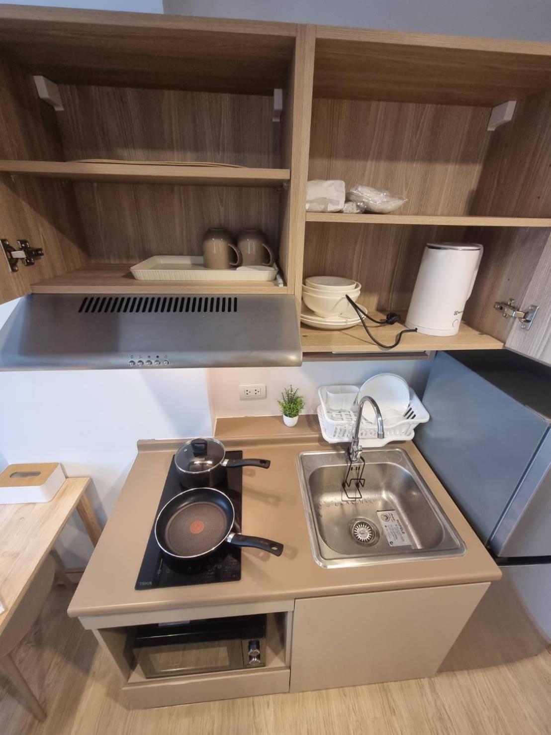 1 ห้องนอน ใกล้บีทีเอสอ่อนนุช สายสีเขียว ที่นอนking Size วิวสระว่ายน้ำ Apartment Bangkok