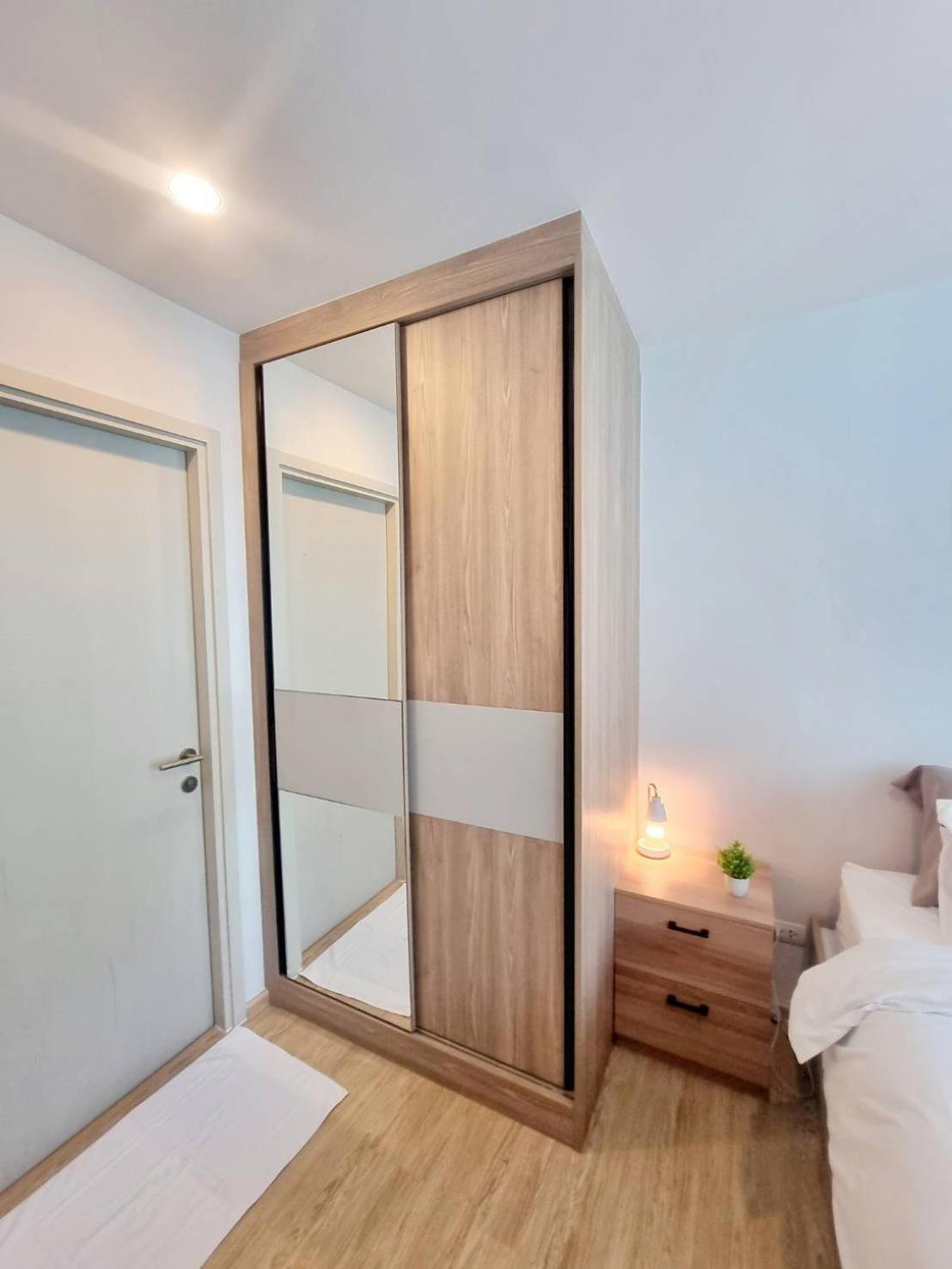 Apartment 1 ห้องนอน ใกล้บีทีเอสอ่อนนุช สายสีเขียว ที่นอนking Size วิวสระว่ายน้ำ *
