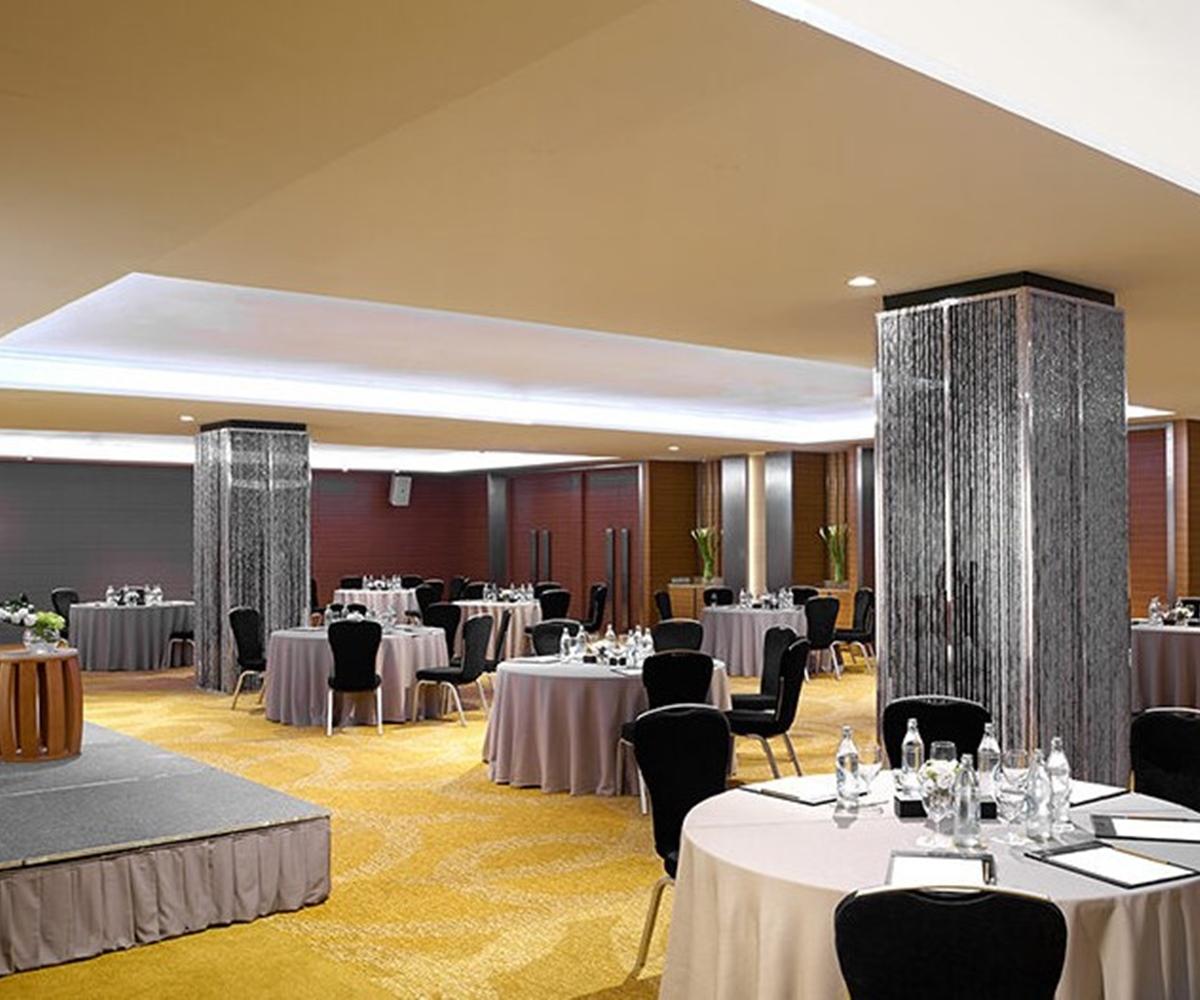 Oaks Sathorn Bangkok