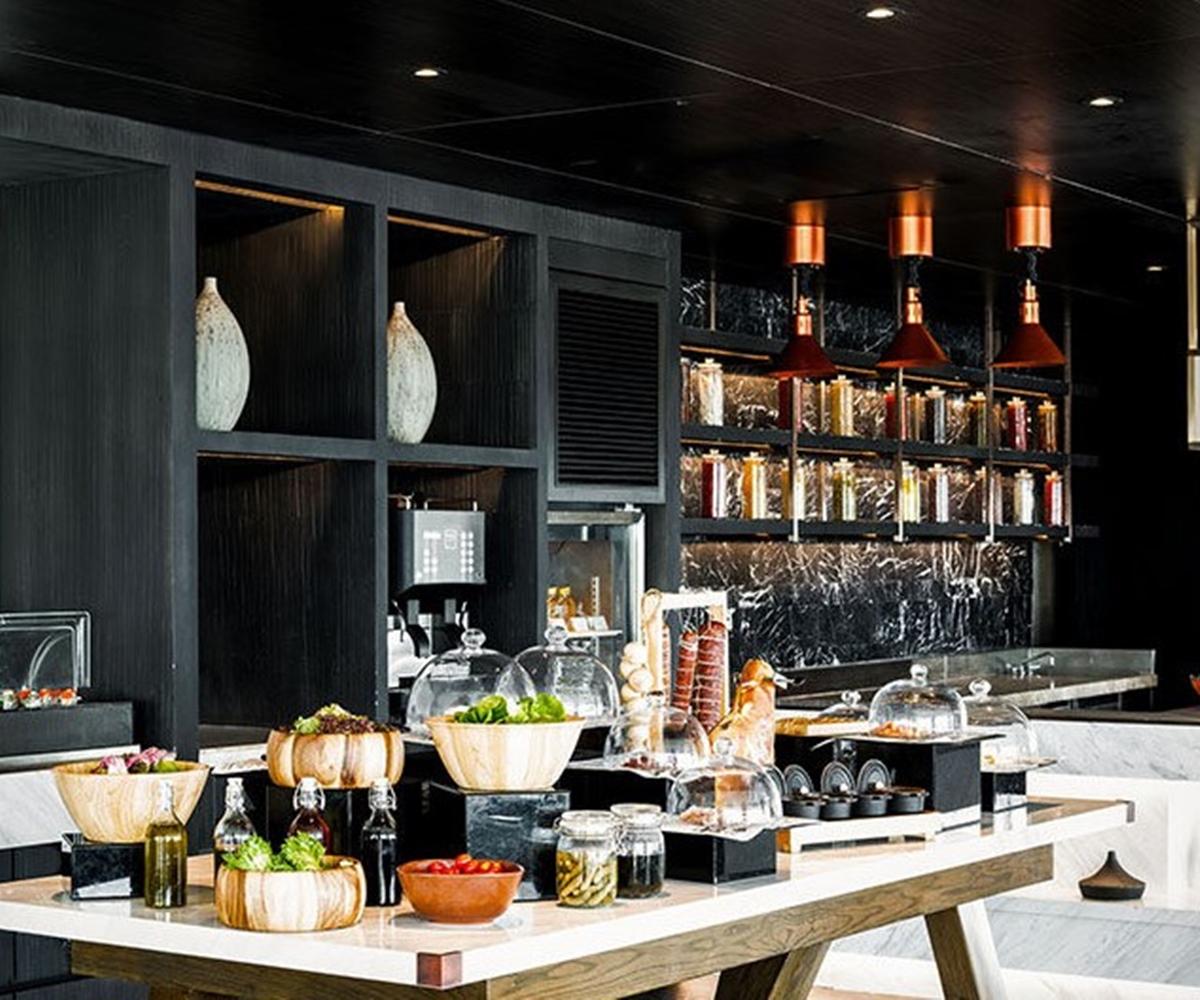 Oaks Sathorn Aparthotel
