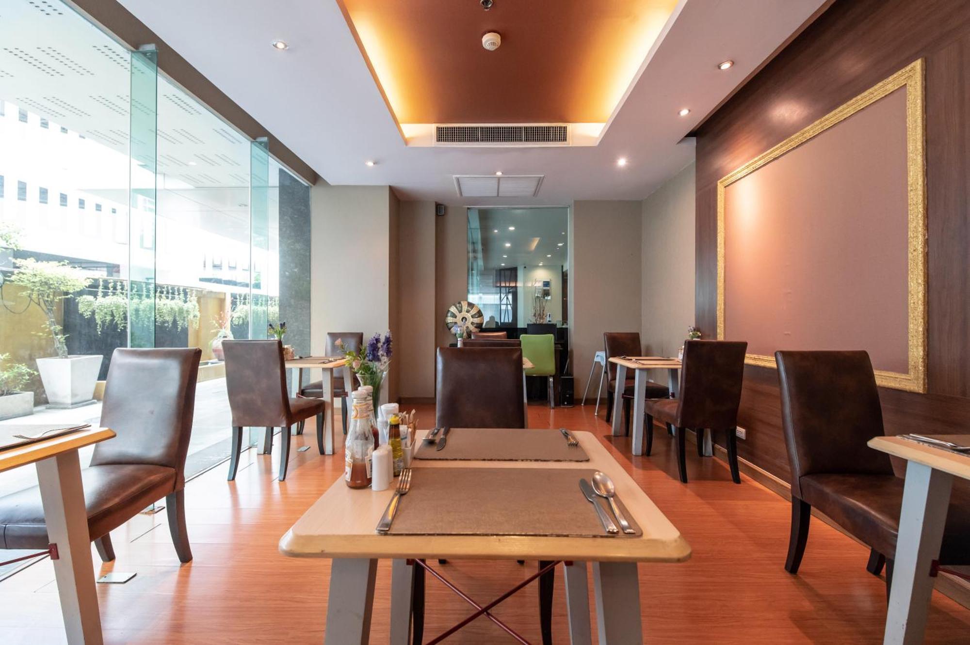 Hotel Admiral Premier 4*