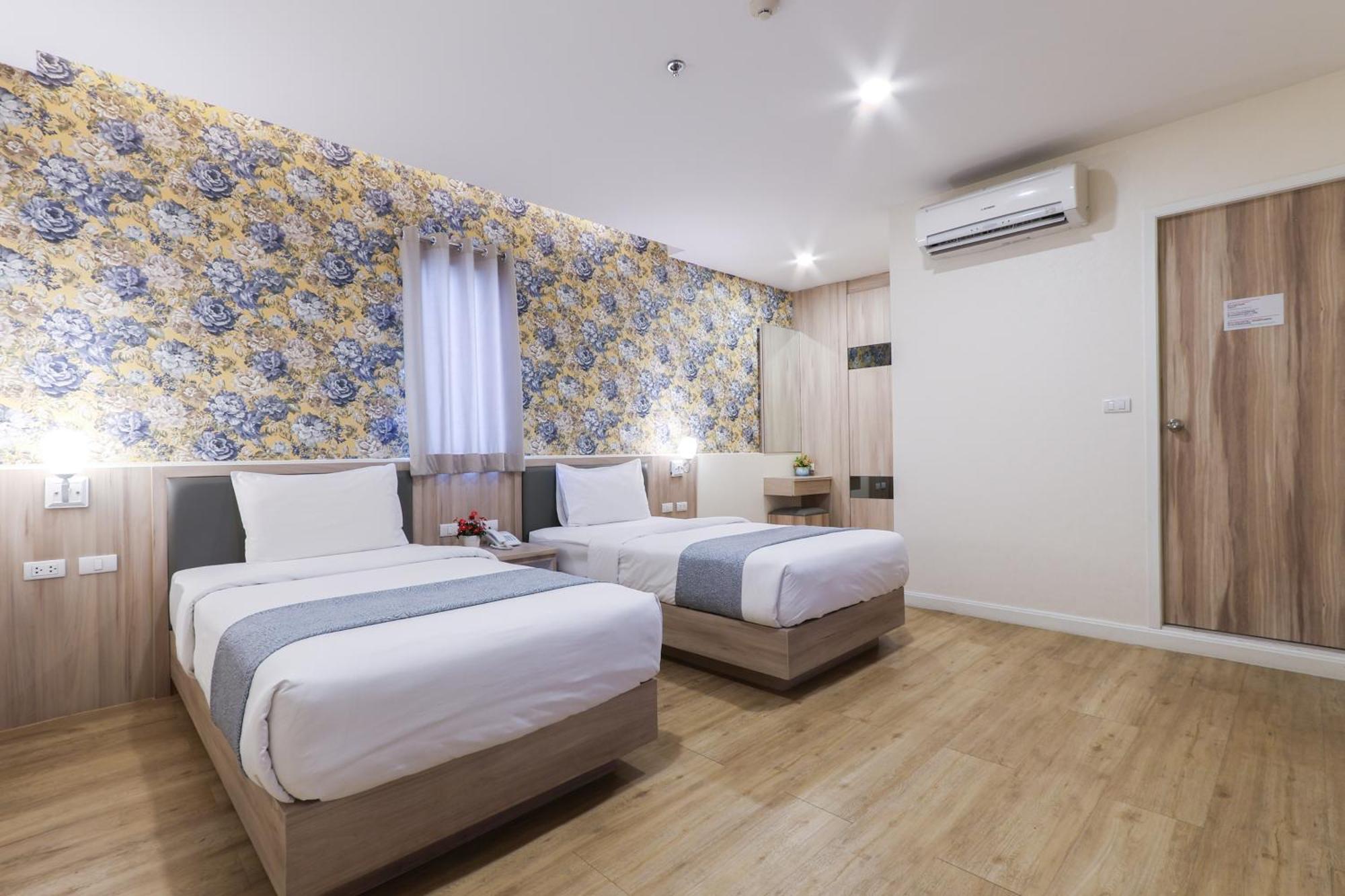 Leela Orchid Hotell 3*