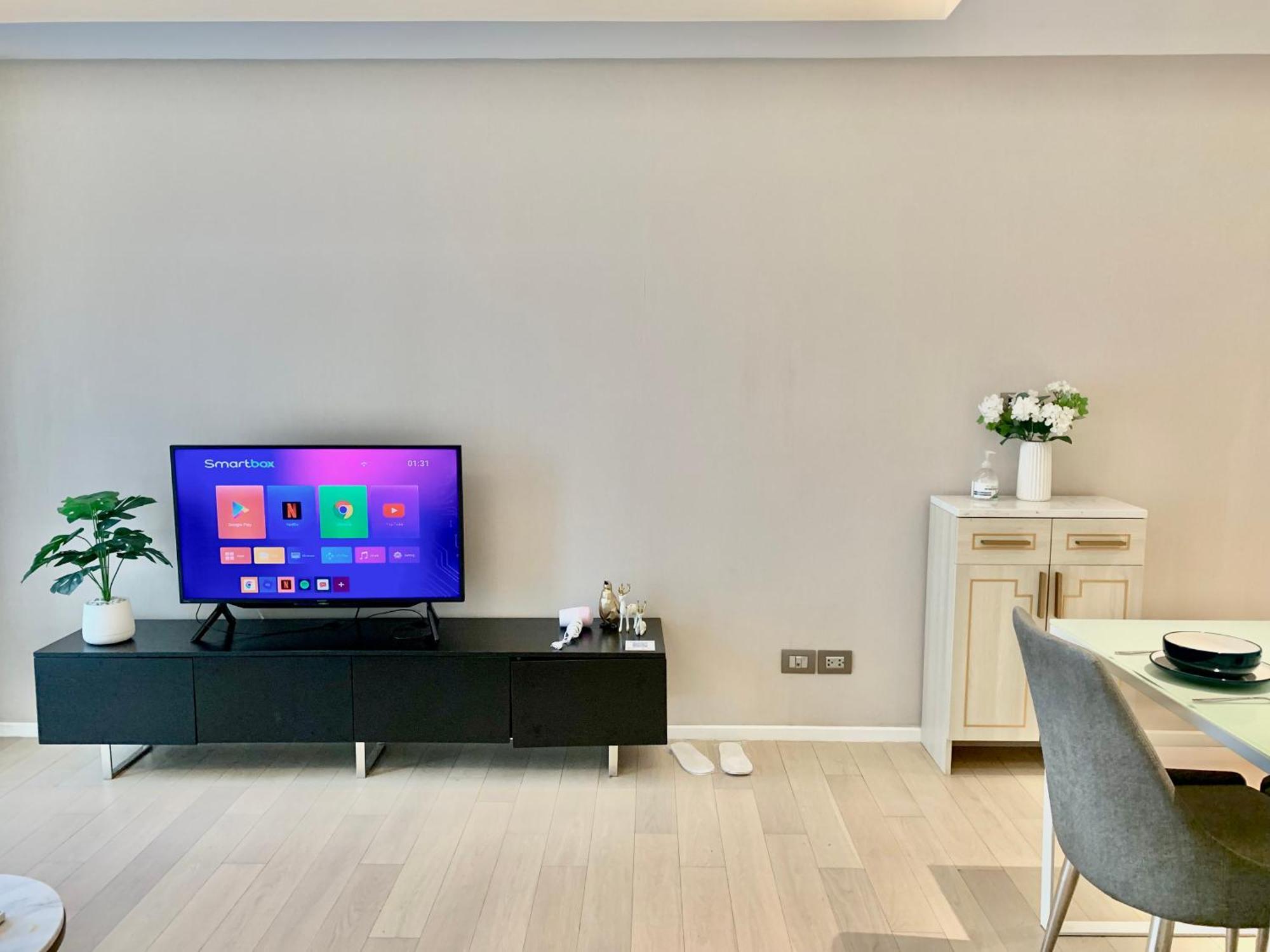 Pangsapuri Sukhumvit 11#luxury#pool#gym#bts Nana&mrt Sukhumvit#1br#max4ppl *