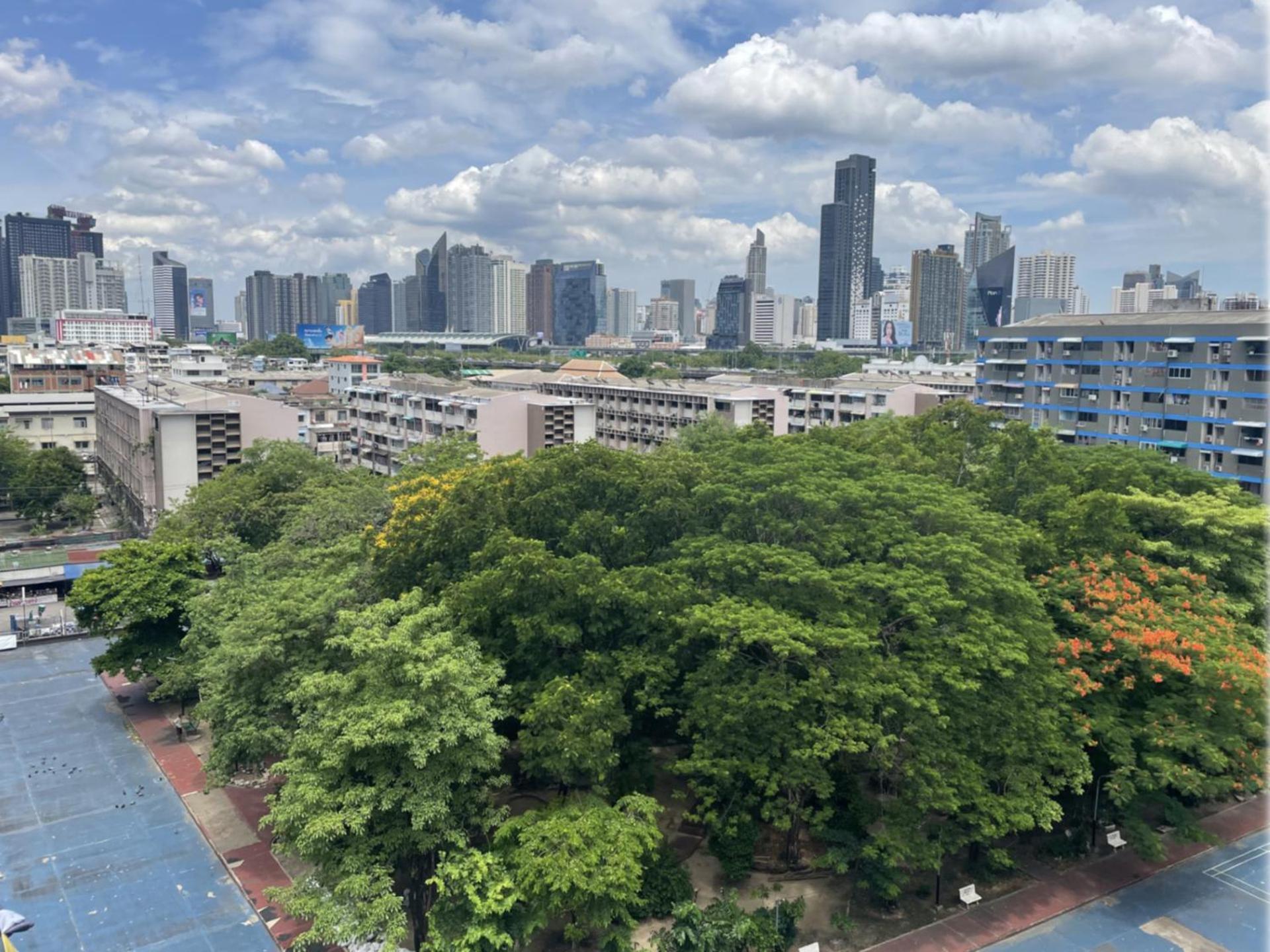 A4 Dindaeng Apartemen Bangkok