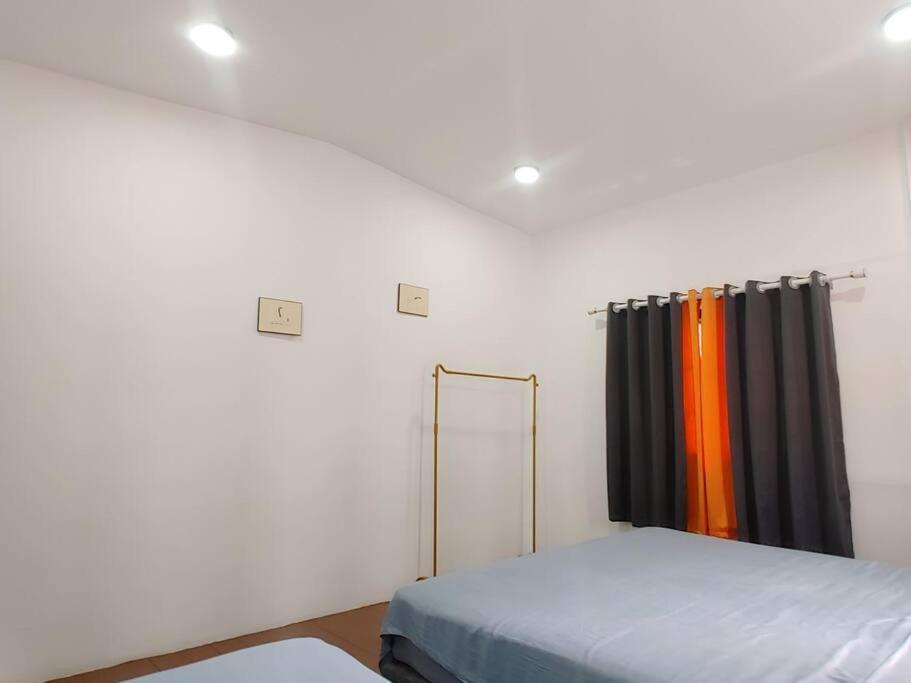 Holiday home 辉煌夜市 4房泳池花园别墅 订4日提供免费接机 Bangkok