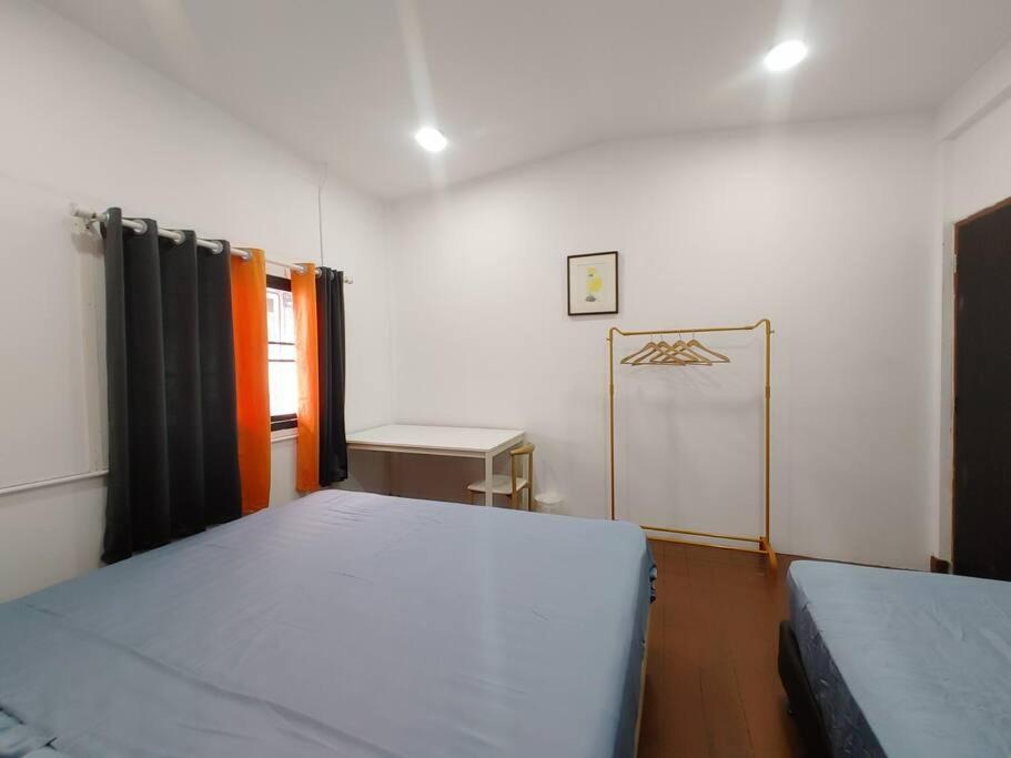 Holiday home 辉煌夜市 4房泳池花园别墅 订4日提供免费接机 Bangkok
