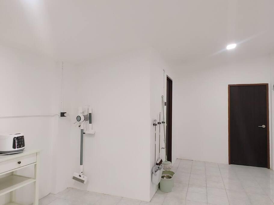 Holiday home 辉煌夜市 4房泳池花园别墅 订4日提供免费接机 Bangkok