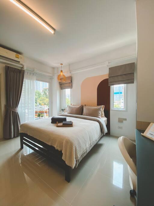 The Giftown Bangkok, Talat Phlu Apartment
