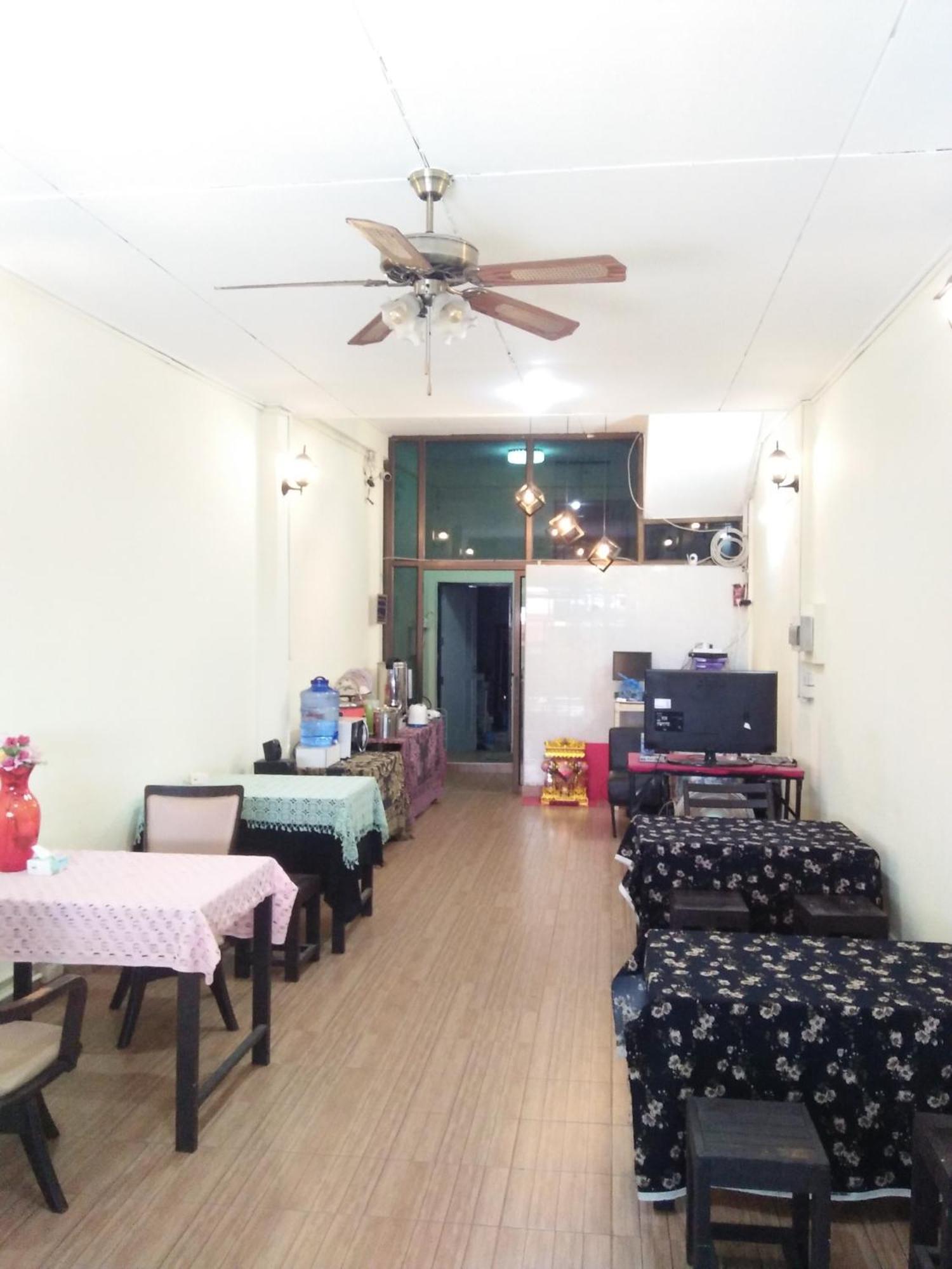 I Waiting For​ You @khao San Road Hostel Bangkok