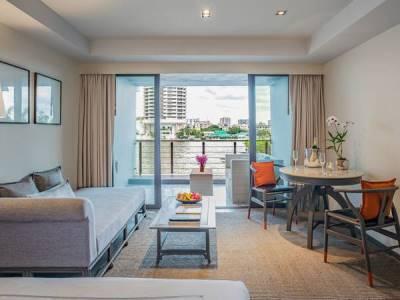 Riva Surya 4* Bangkok