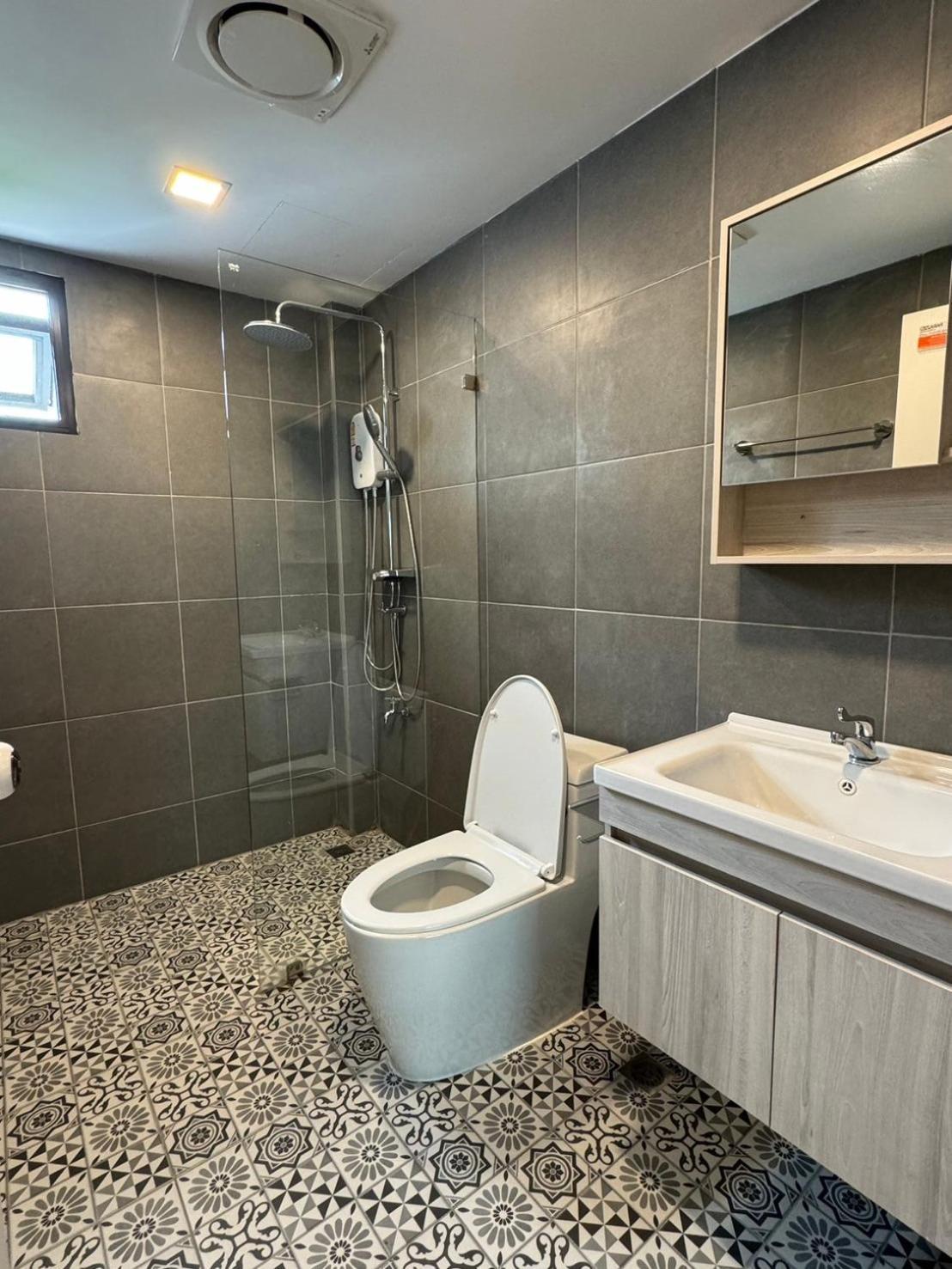 4beds 4baths New Renovated Entire House Bts Ekkamai Ferienhaus Bangkok