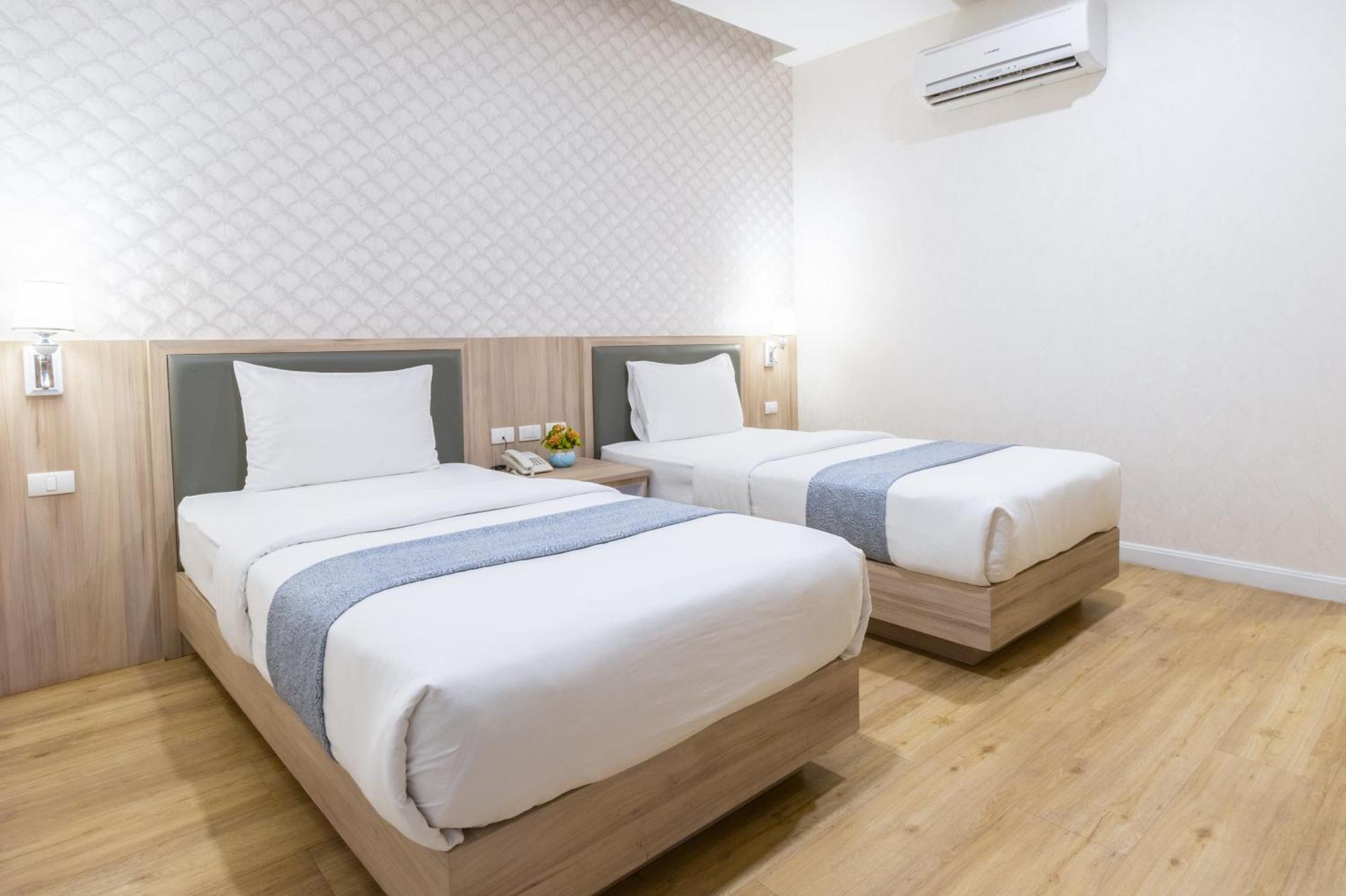 Leela Orchid Hotell 3*