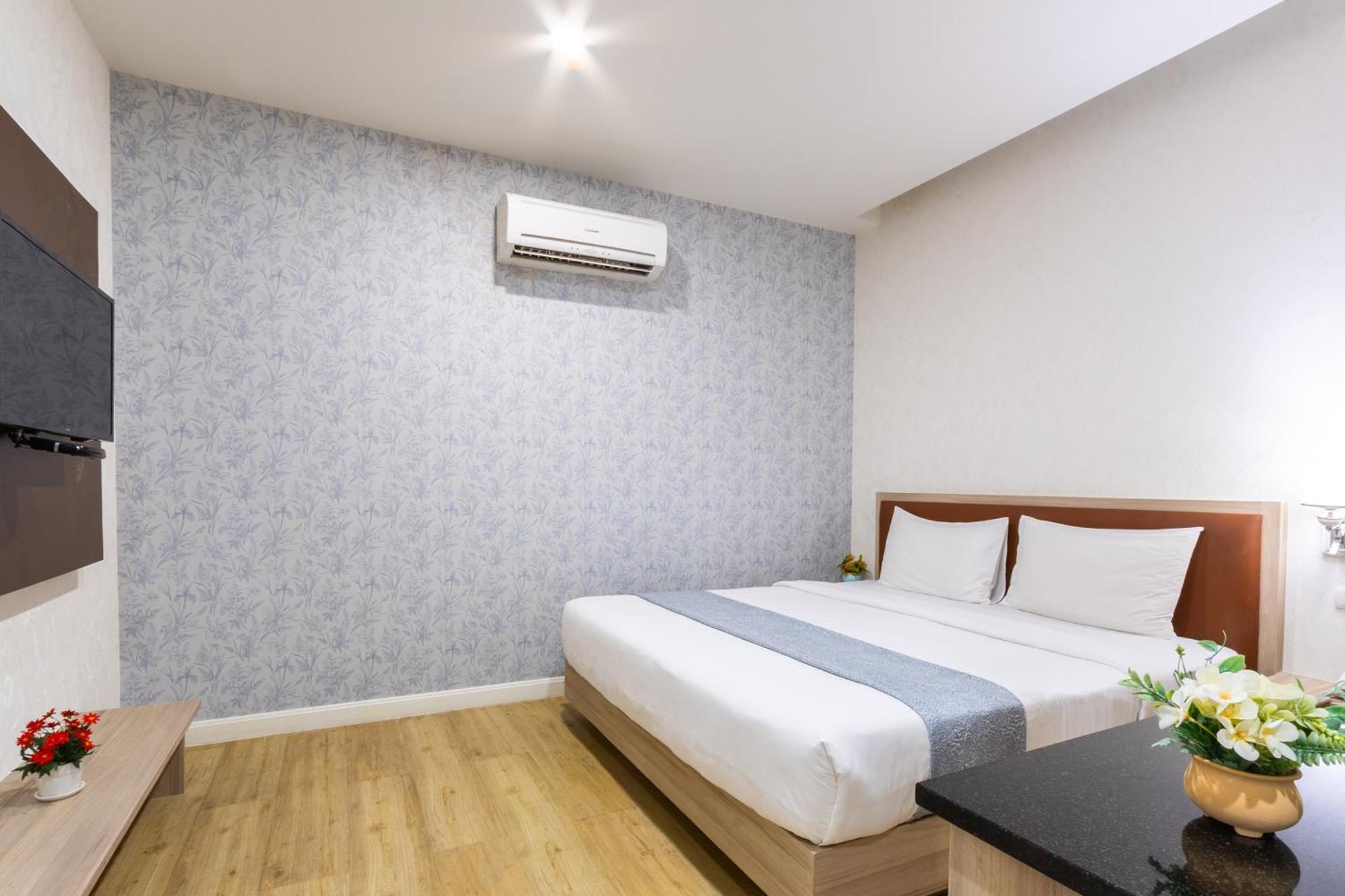 Leela Orchid Hotell 3*