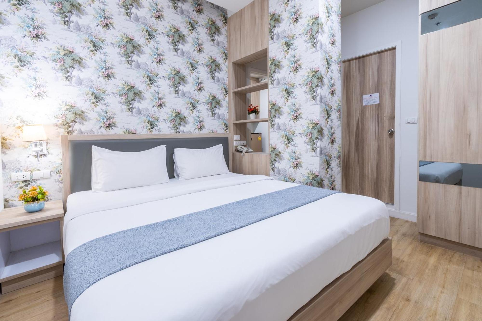 Leela Orchid Hotell 3*