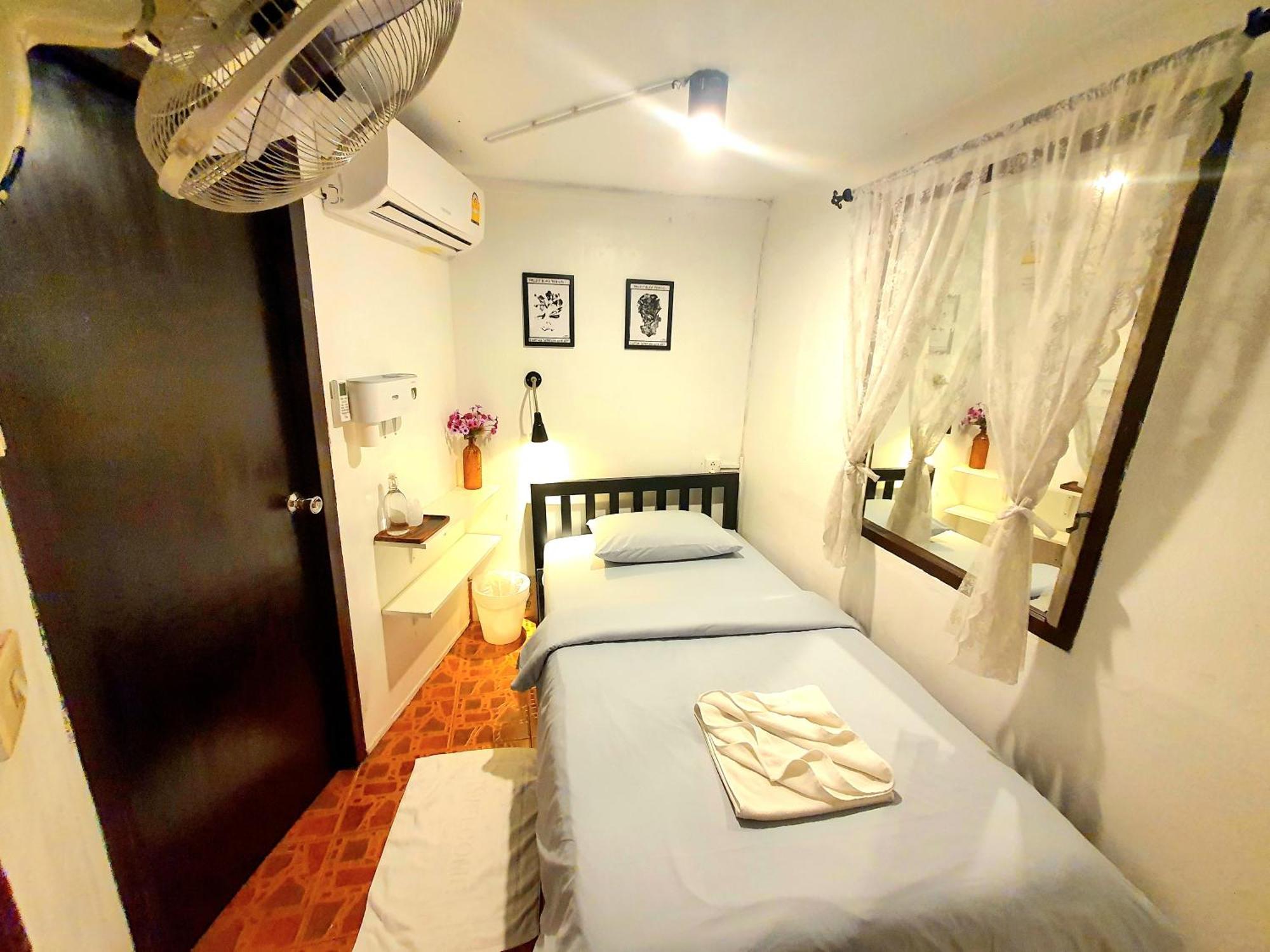 Nhà trọ Home16 Sukhumvit16 *