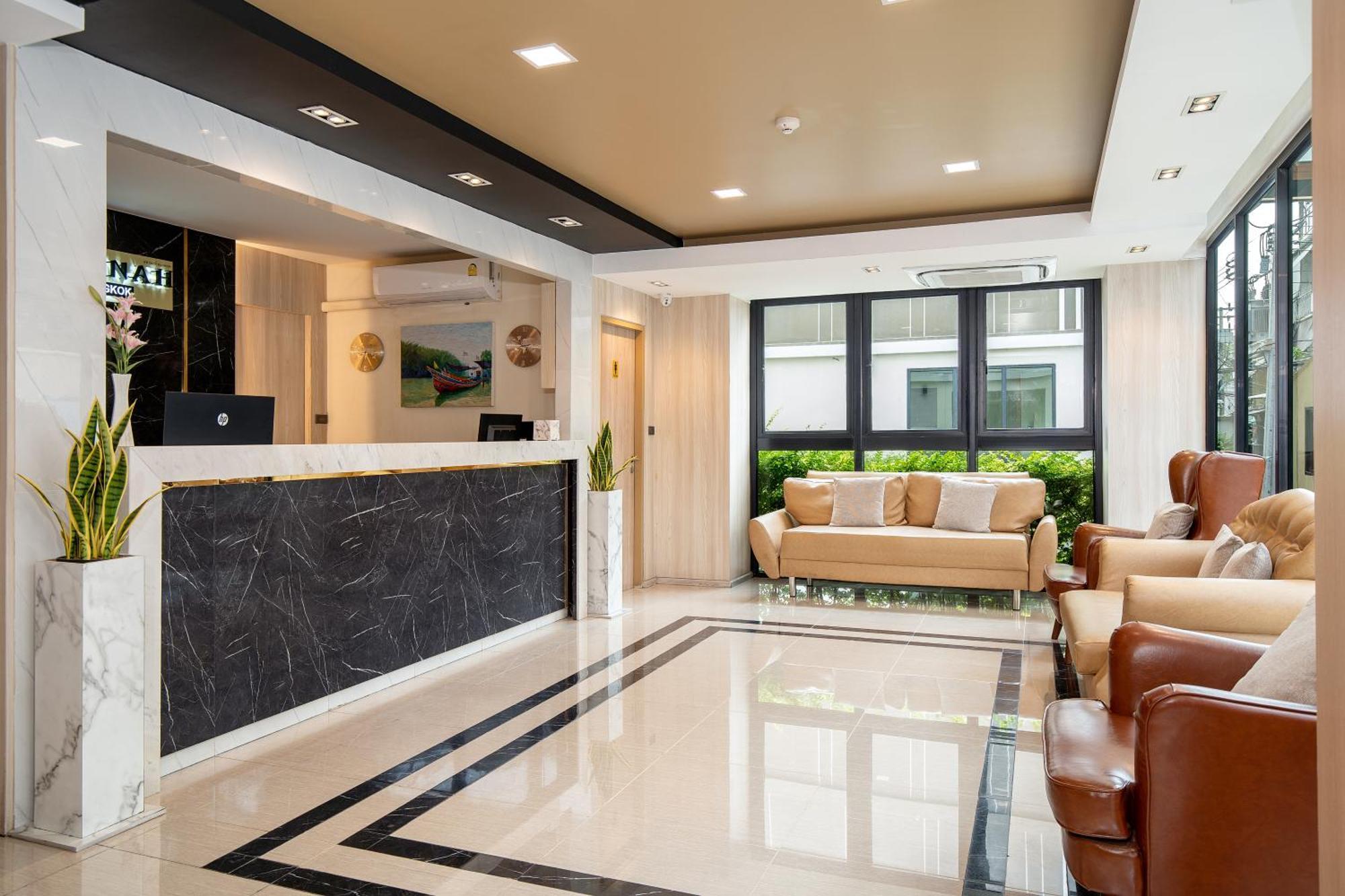 Khách sạn Amanah 4*