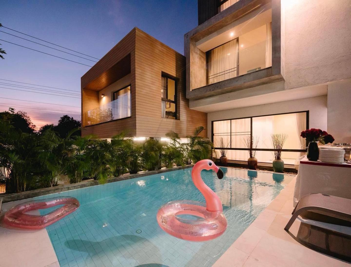 Villaer Pool 107a