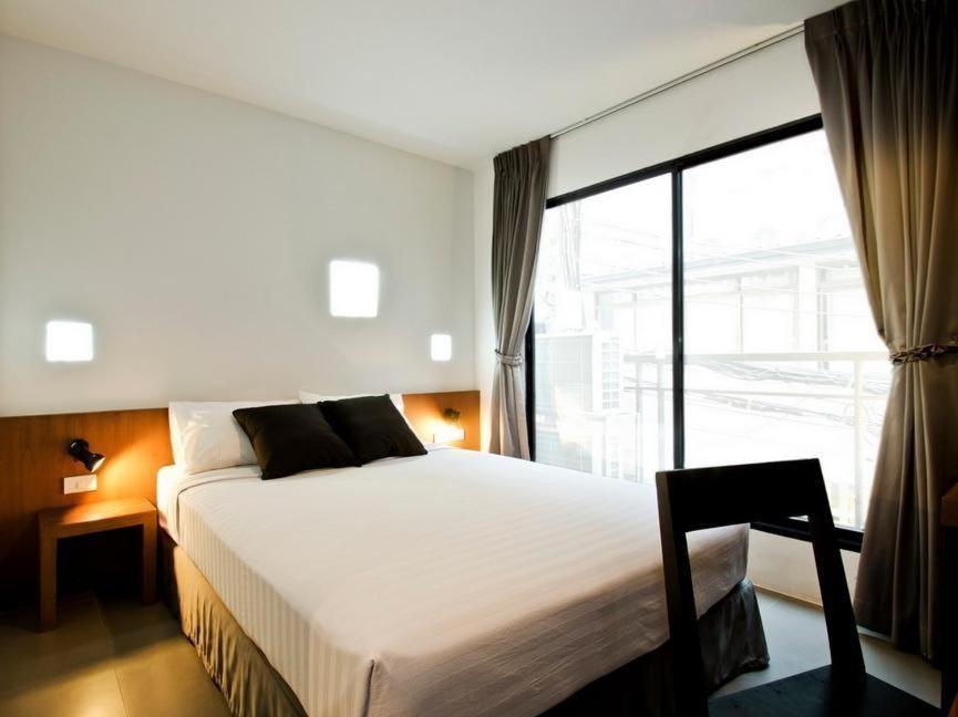 Di Place Khách sạn