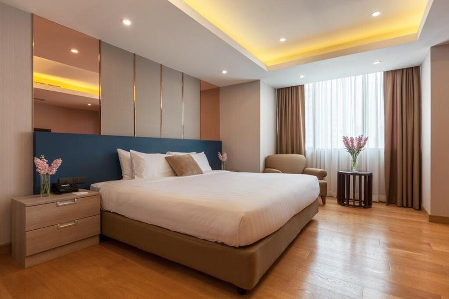 Rembrandt Residences Khách sạn 4*