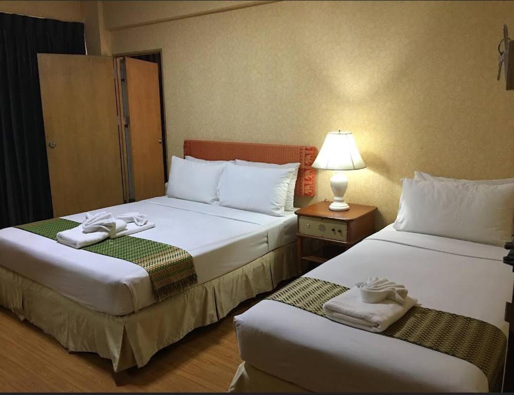 12pm Hotell 3*