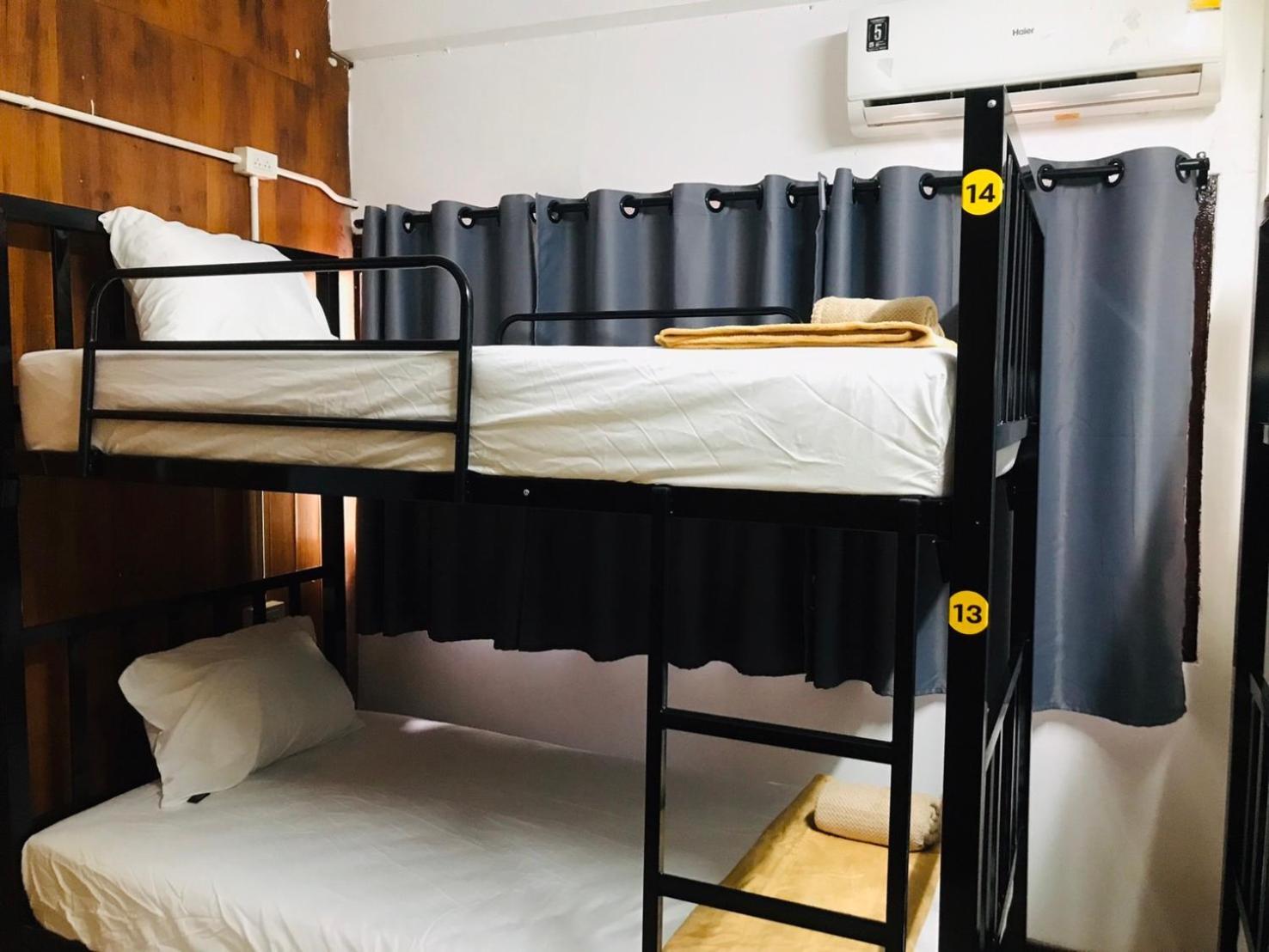 Silom Albergue