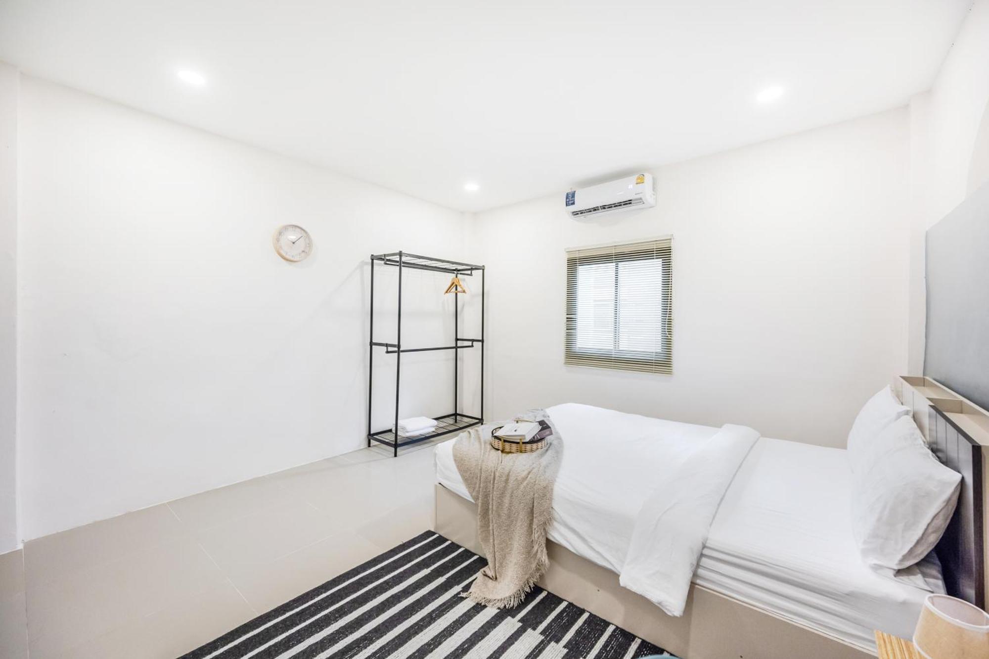 Entire Cozy House/near Bts Skytrain/12pp Biệt thự Bangkok