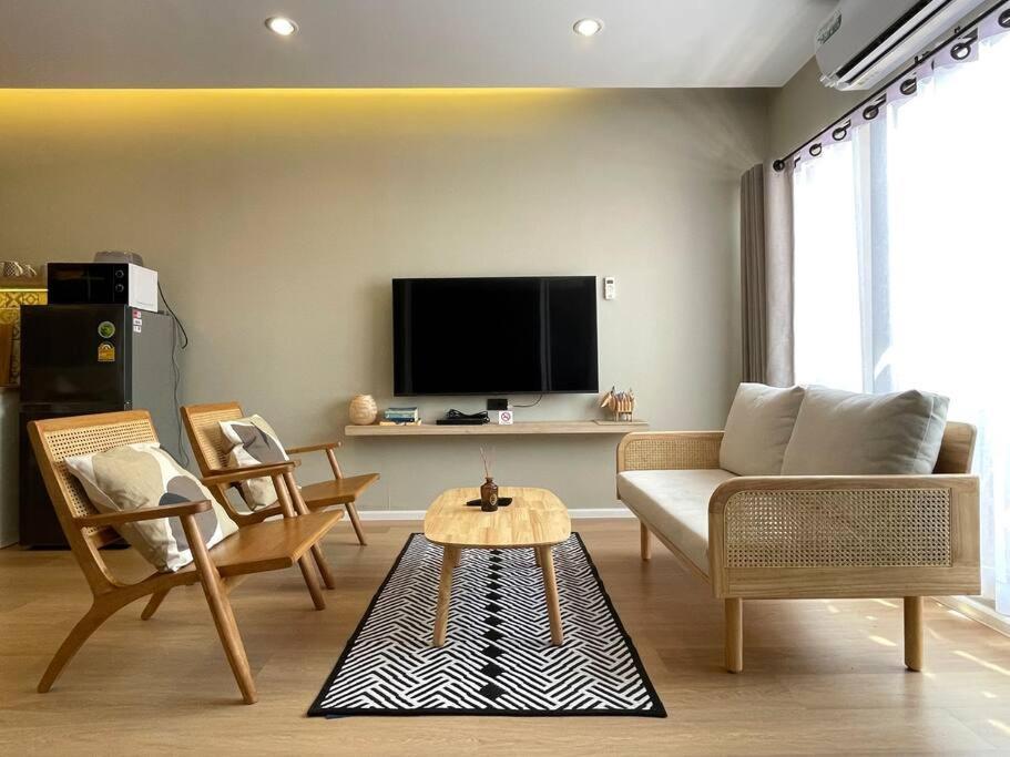 Fl4 Entire Apartment,2br,balcony,5min To Khaosan Apartment *
