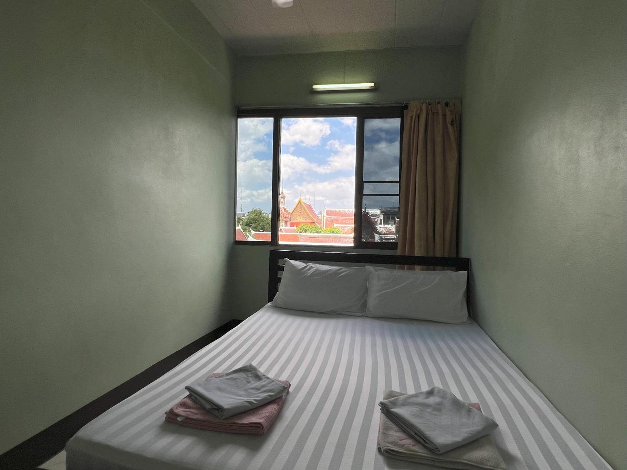 Rumah tetamu Bella Bella House Bangkok