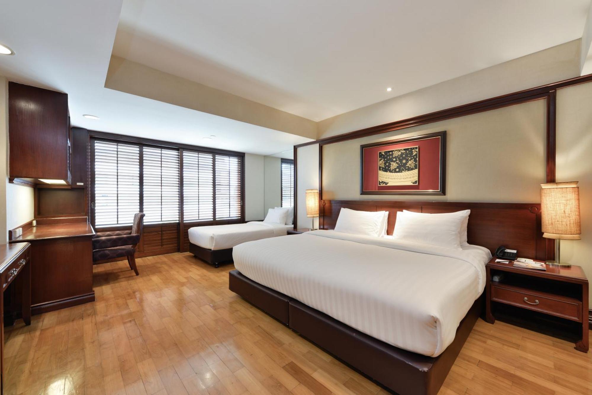 Centre Point Sukhumvit Thong-lo Khách sạn 4*