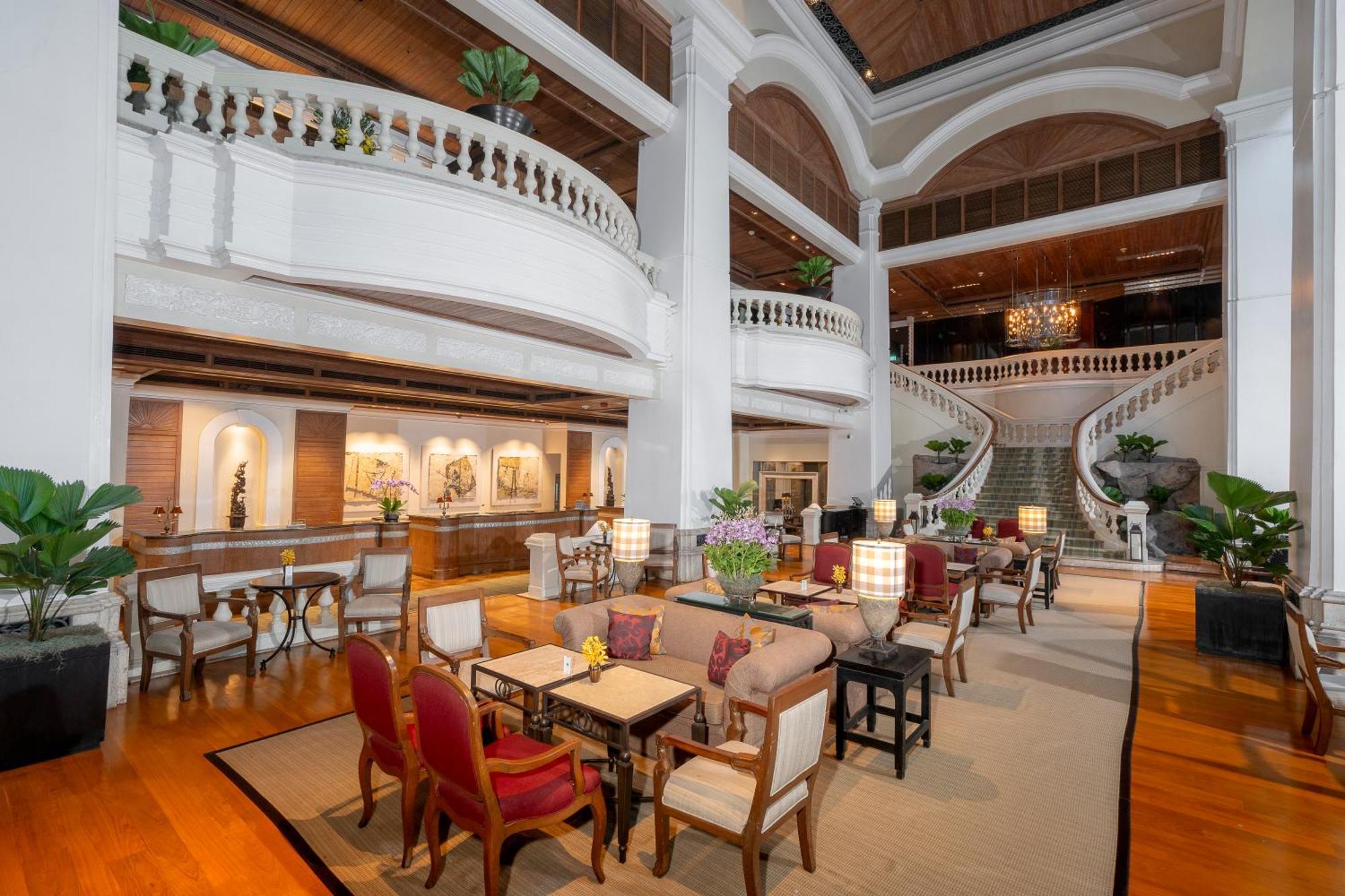 Grand Hyatt Erawan Khách sạn 5*