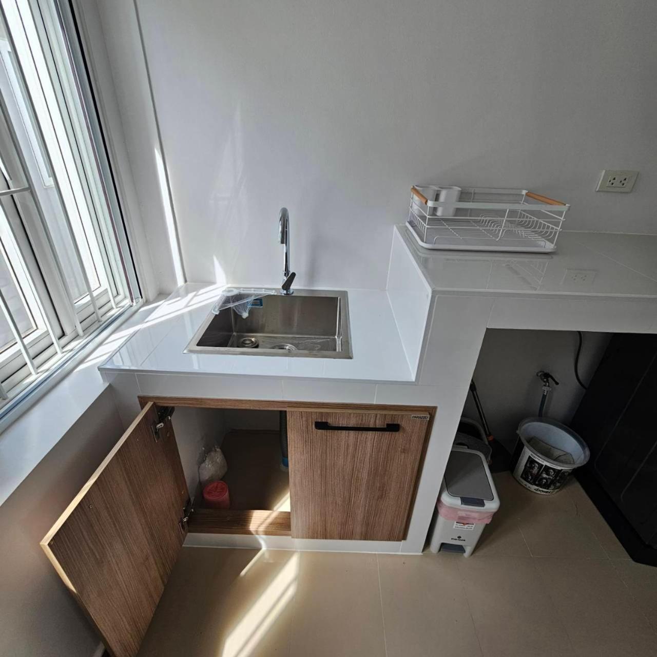 Homie Workcation At China Town Apartment Bangkok