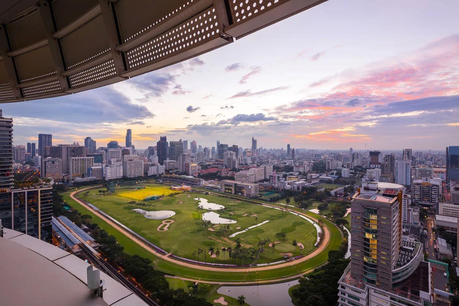 Waldorf Astoria Residences High Floor Luxury Central Location Leilighet