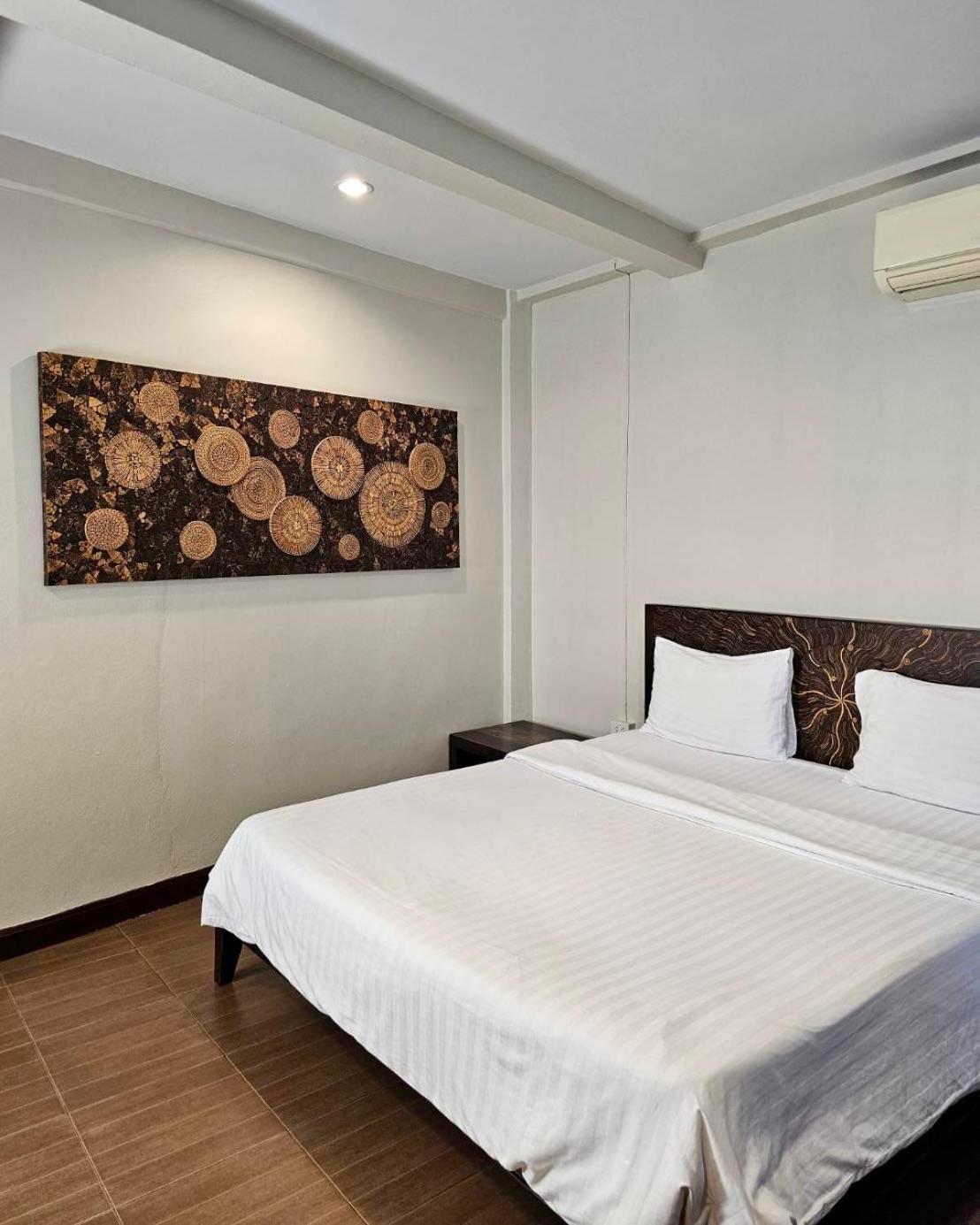 Tempat Tidur & Sarapan Baan Glang Soi 2*