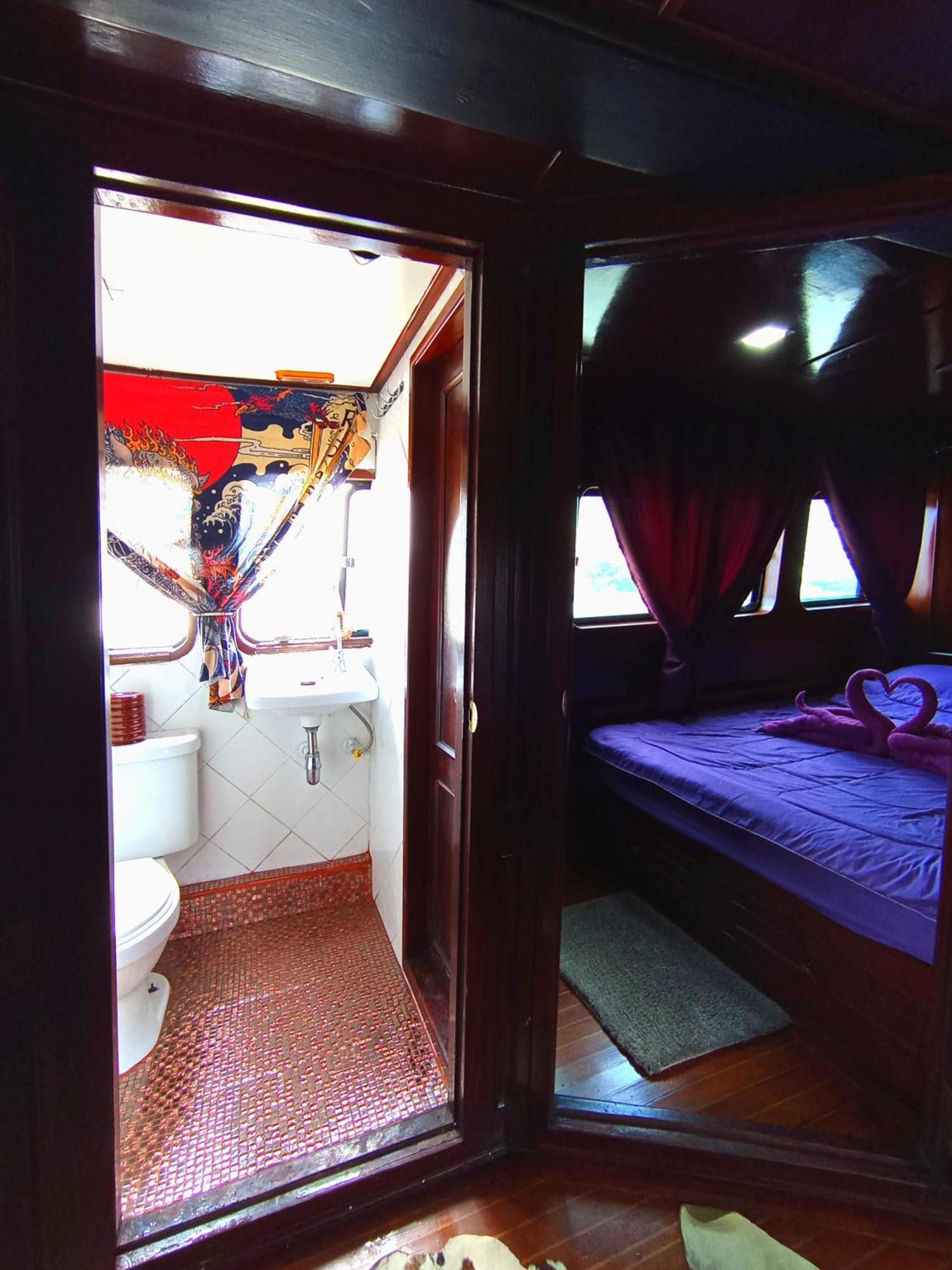 Sabai Sabai Liveaboard Båter *