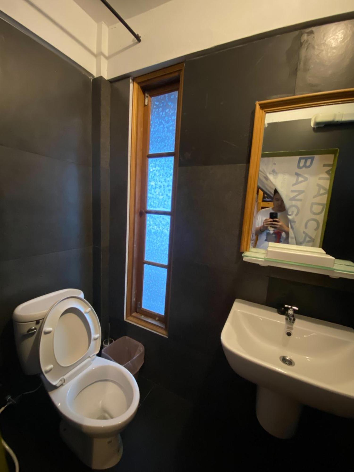 T-house Bkk - Max15 People With Private Swimming Pool *