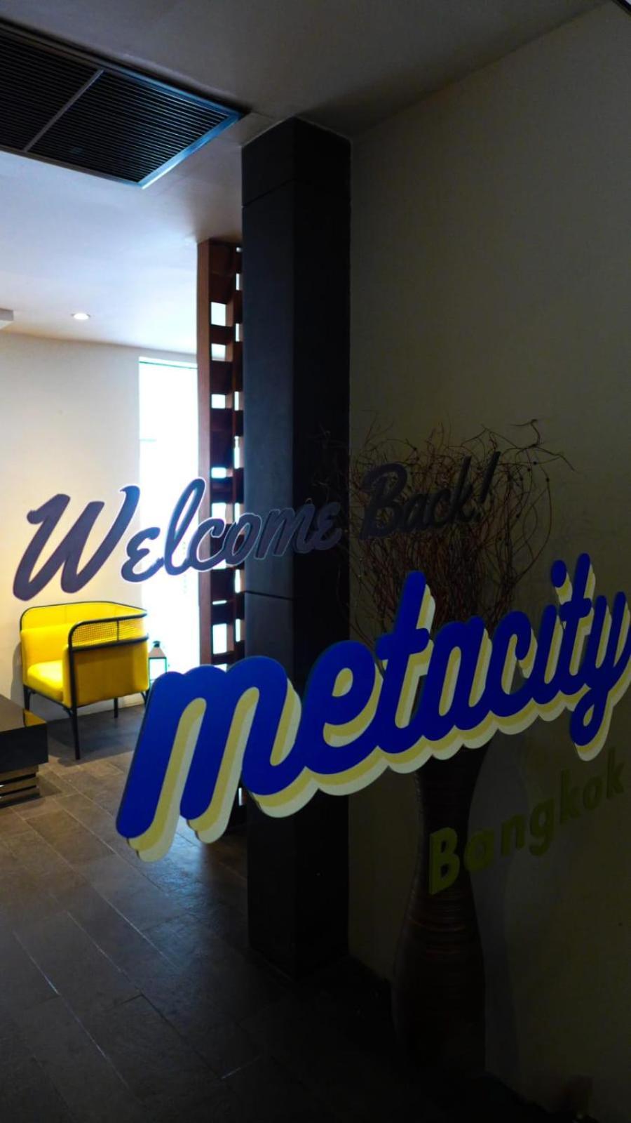 Metacity Khách sạn