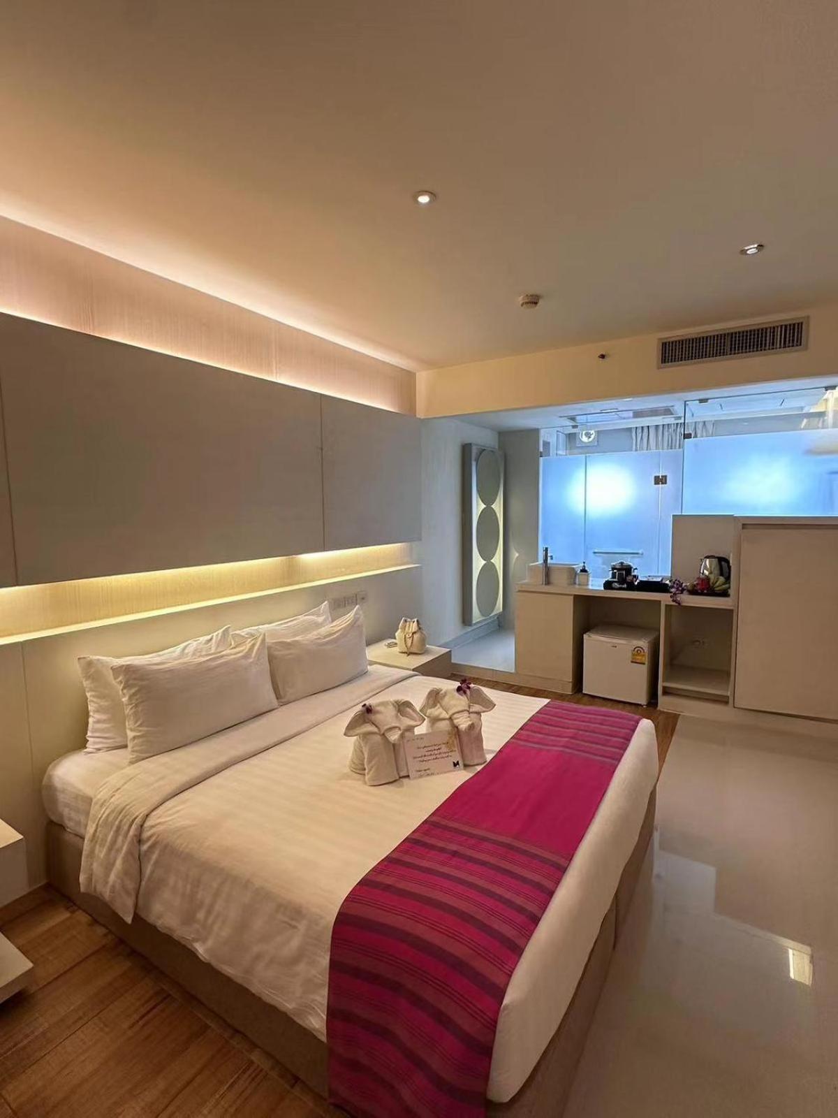 Metacity Khách sạn