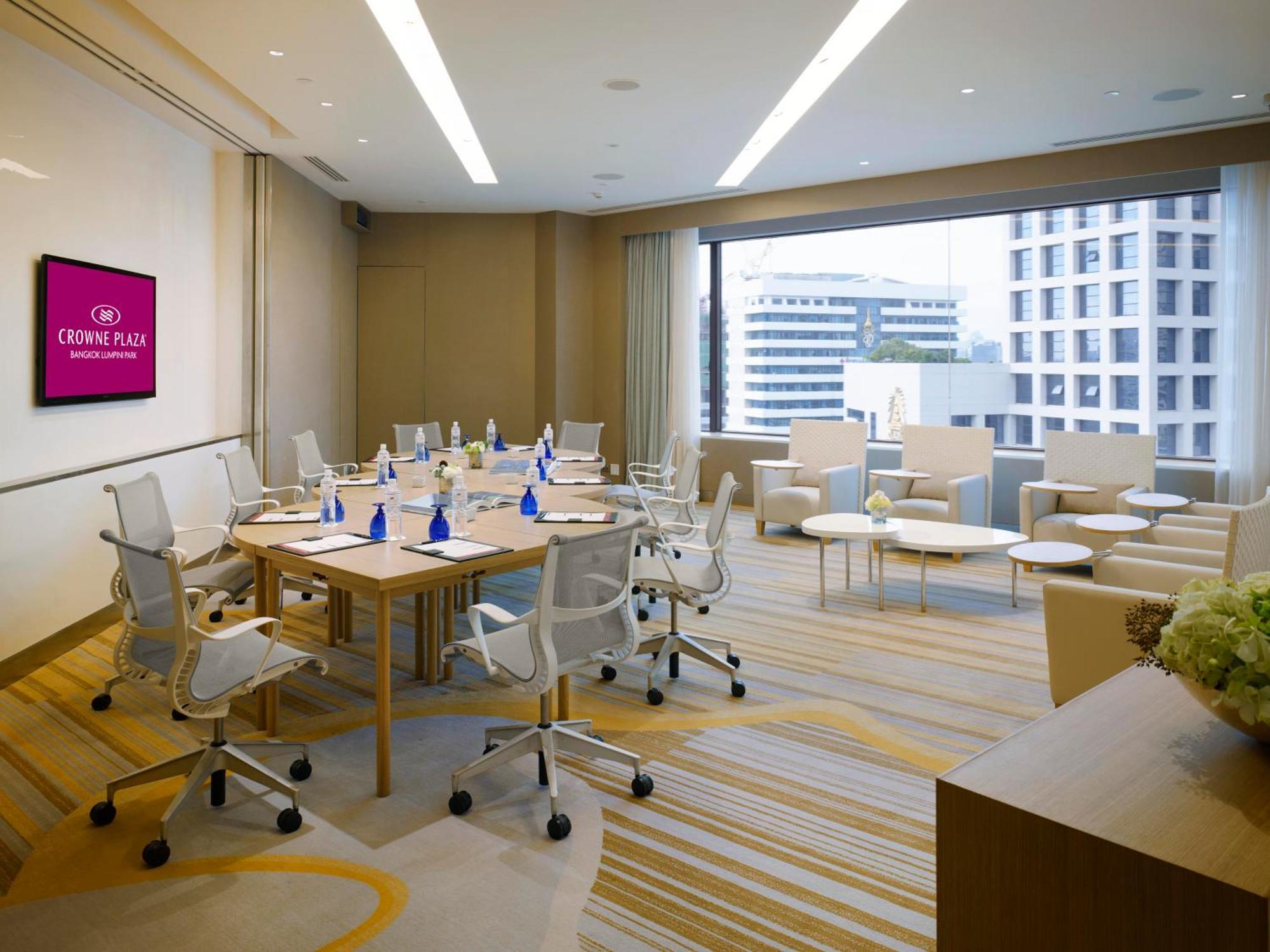 Hotell Crowne Plaza Lumpini Park By Ihg Bangkok