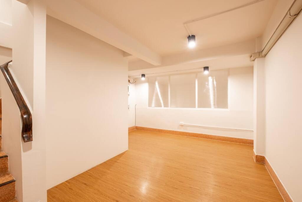 Apartment 5-br With 6mins Walk To Mrt Rama 9