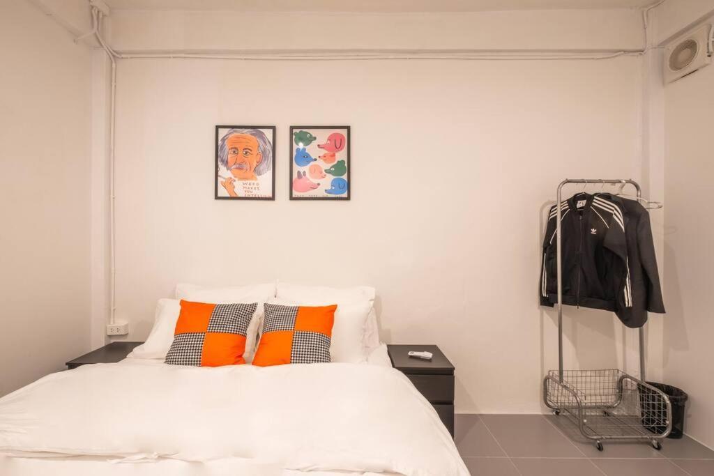 Apartment 5-br With 6mins Walk To Mrt Rama 9 *