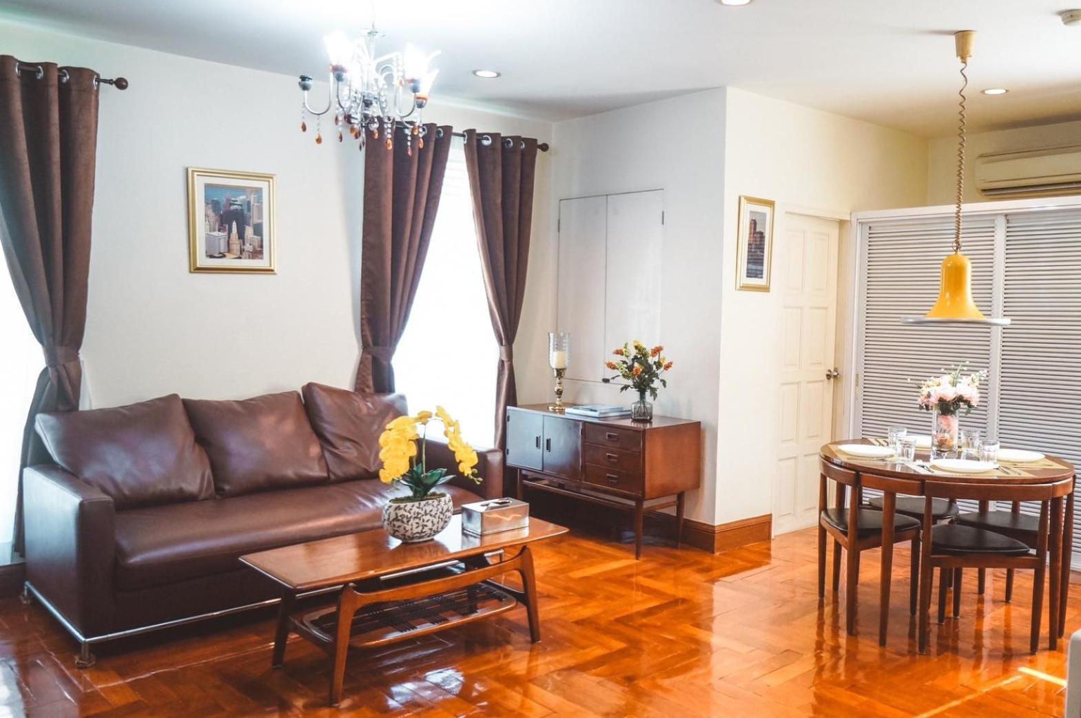 Chez Moi Private Executive Sukhumvit 26 Apartemen Bangkok