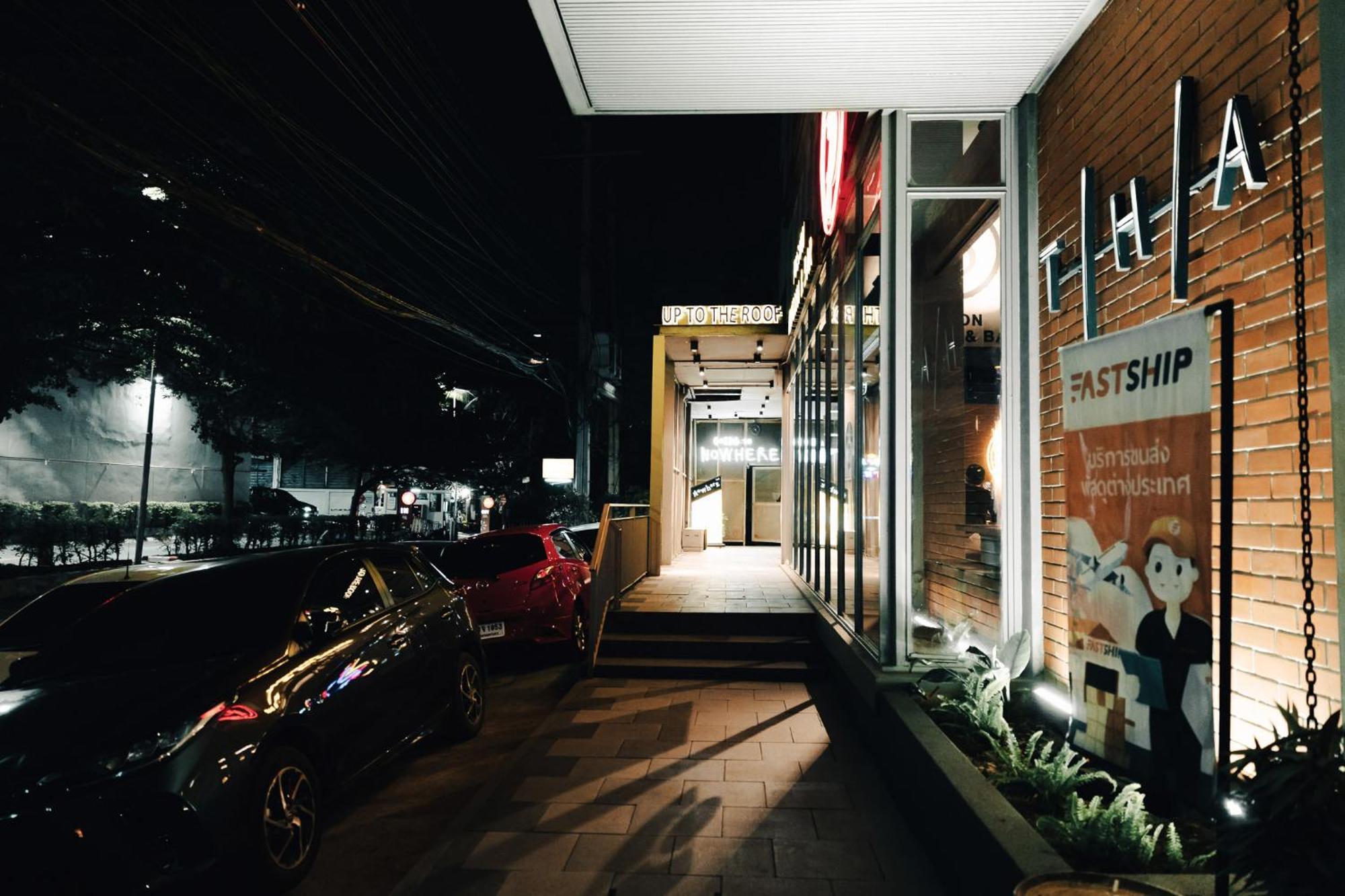 Khách sạn Tha Loft By Th District