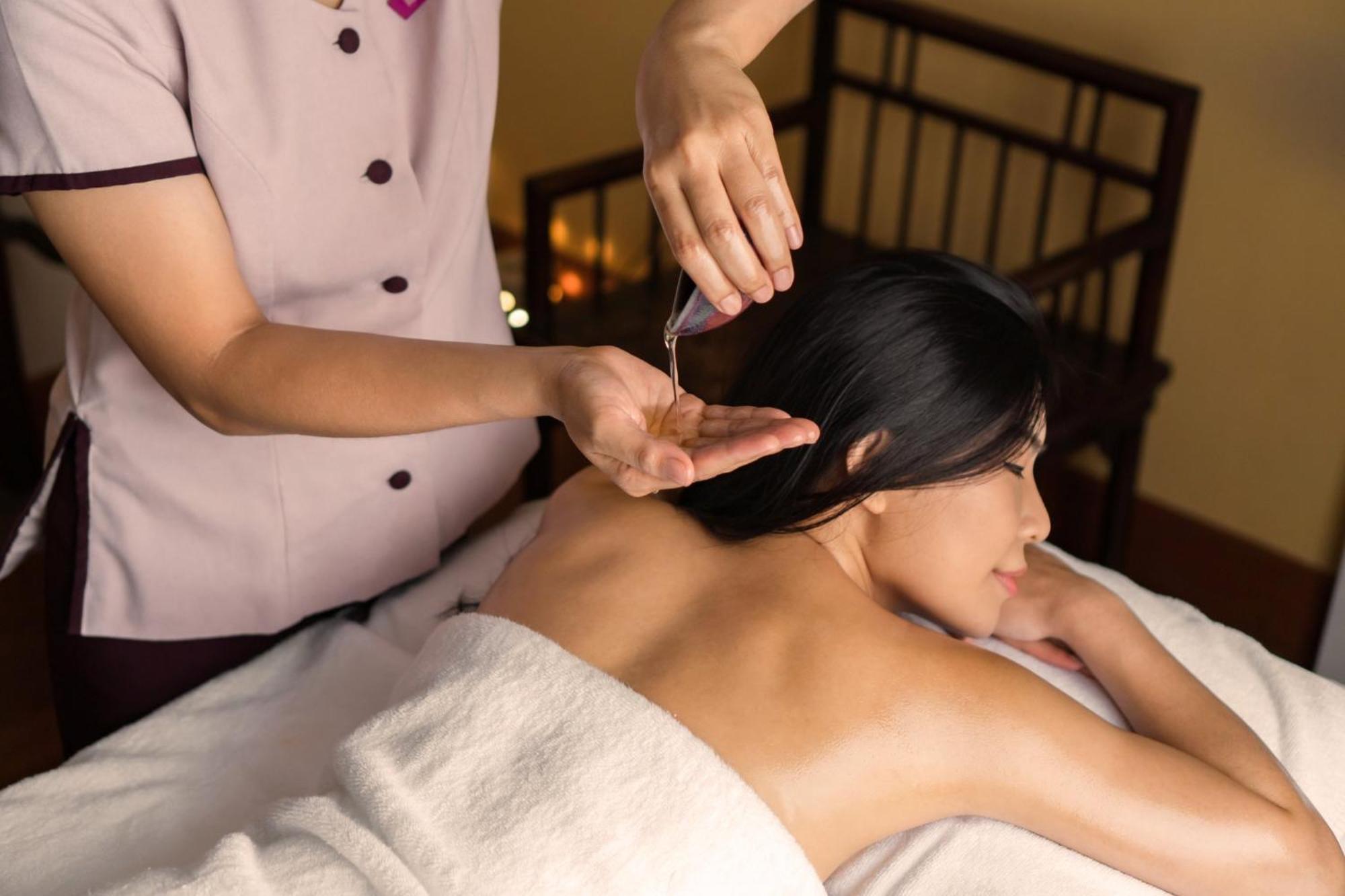 Hotell Crowne Plaza Lumpini Park By Ihg Bangkok
