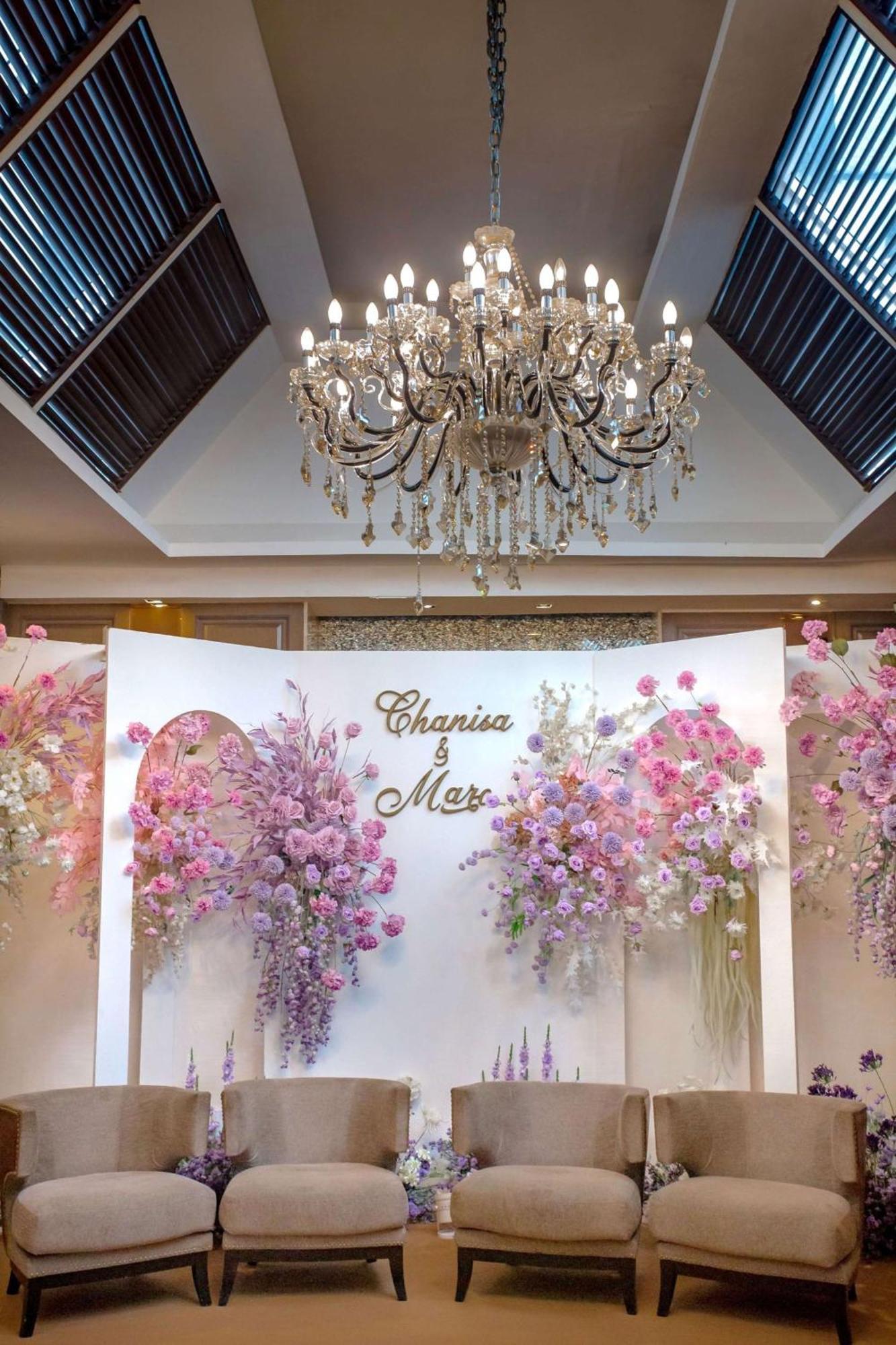Radisson Sukhumvit Khách sạn 4*