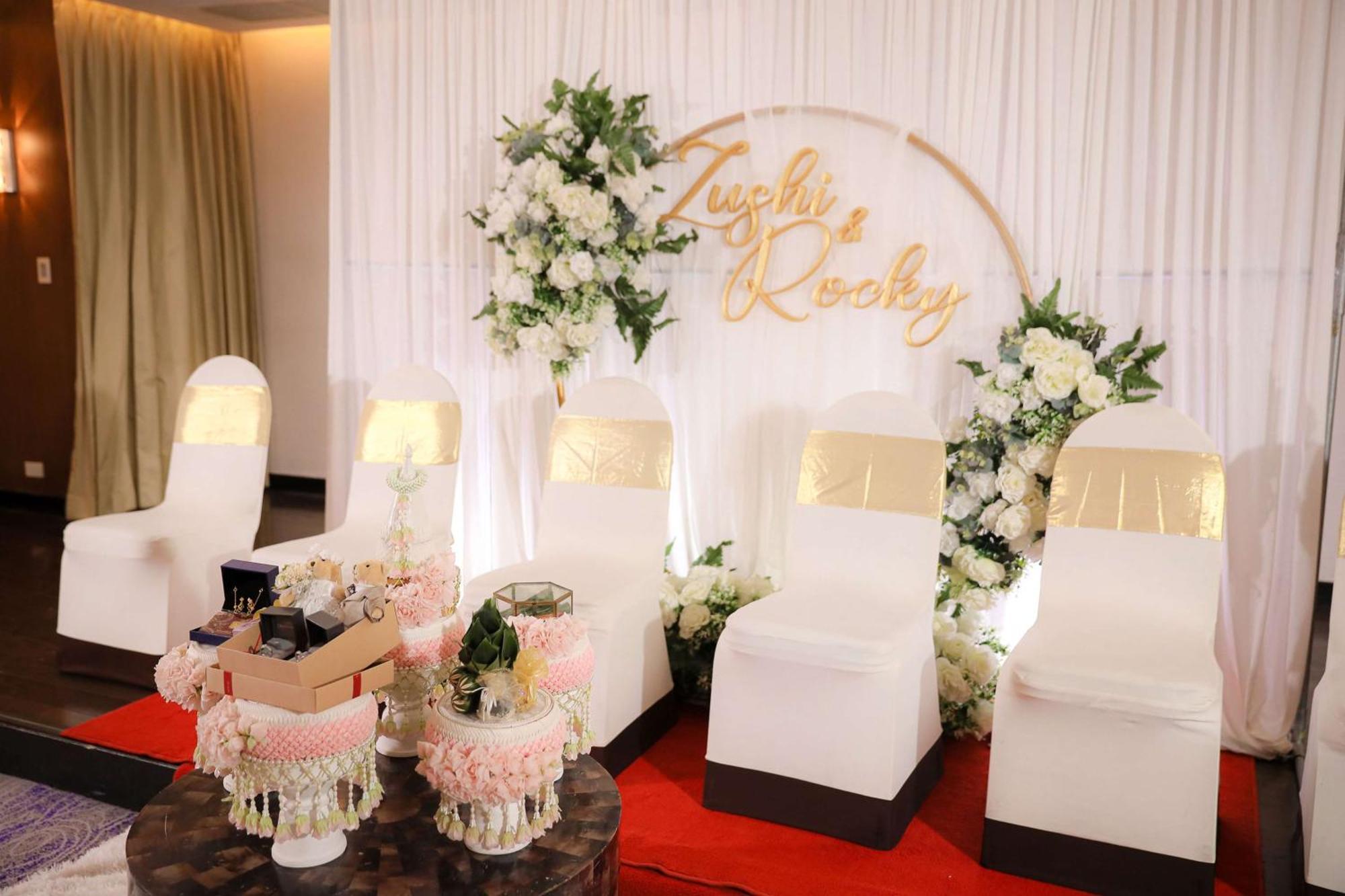 Radisson Sukhumvit Khách sạn 4*
