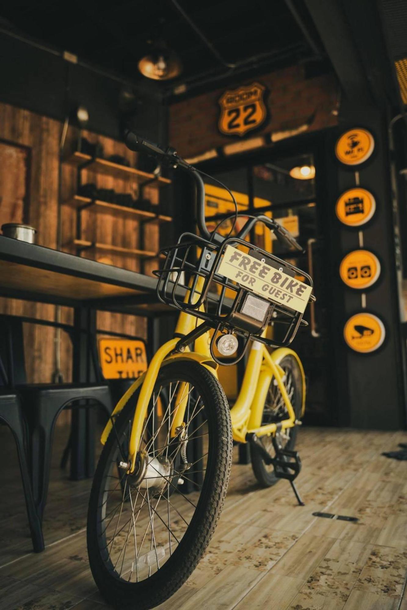 22 * Bangkok