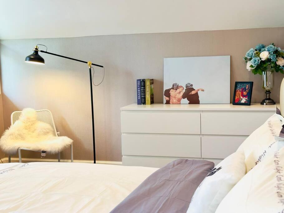 Pousada 5brhouse Centre Silom 3min To Bts Saint Louis Bangkok