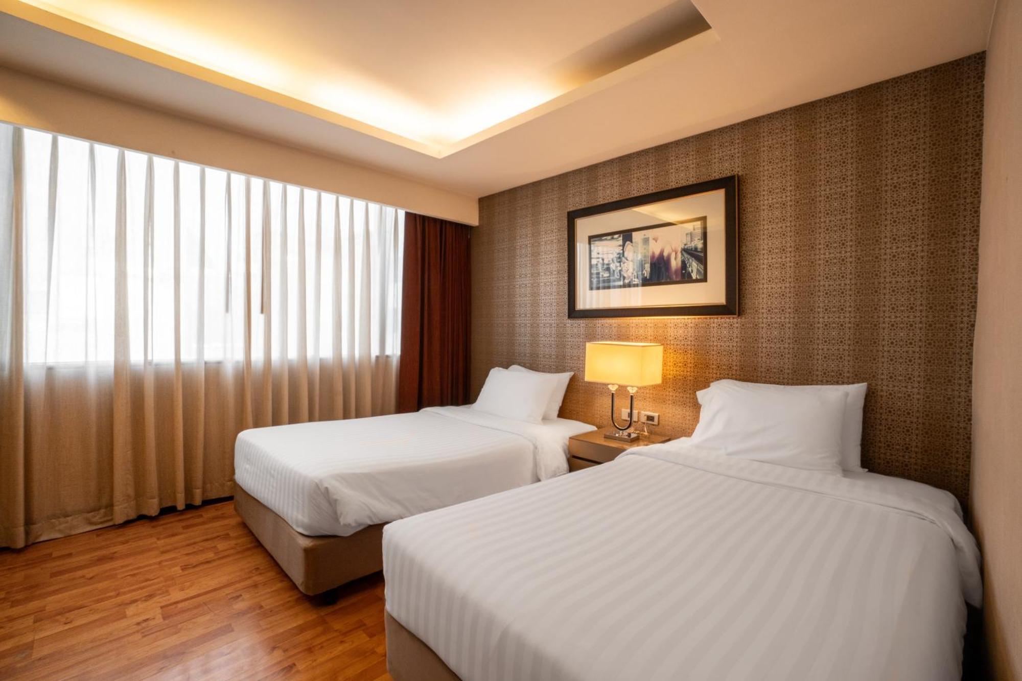 Rembrandt Residences Khách sạn Bangkok