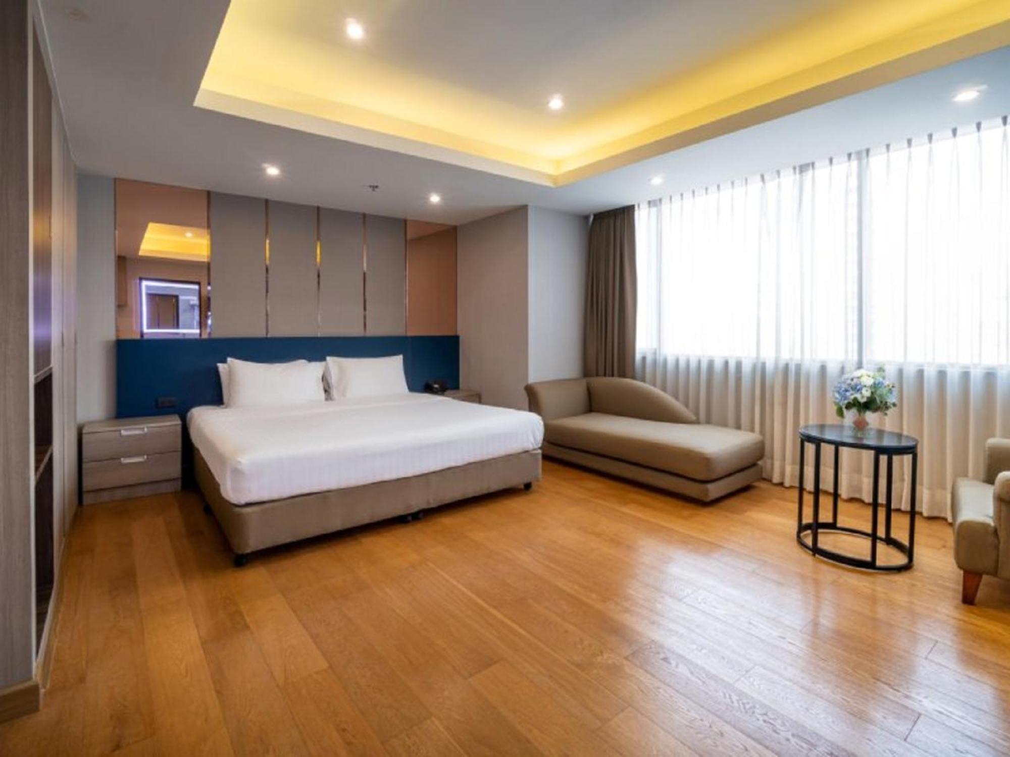 Rembrandt Residences Khách sạn Bangkok