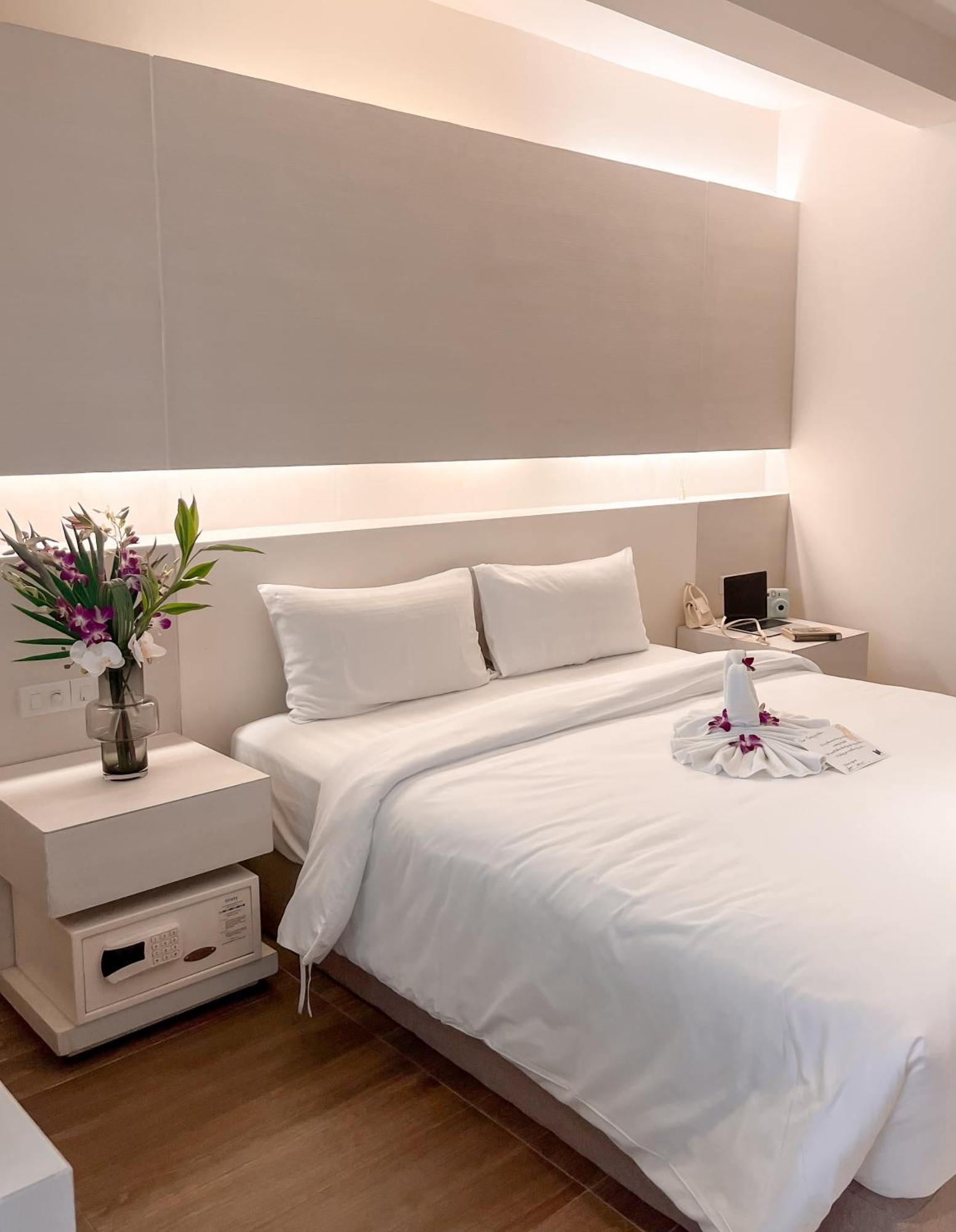 Metacity Khách sạn